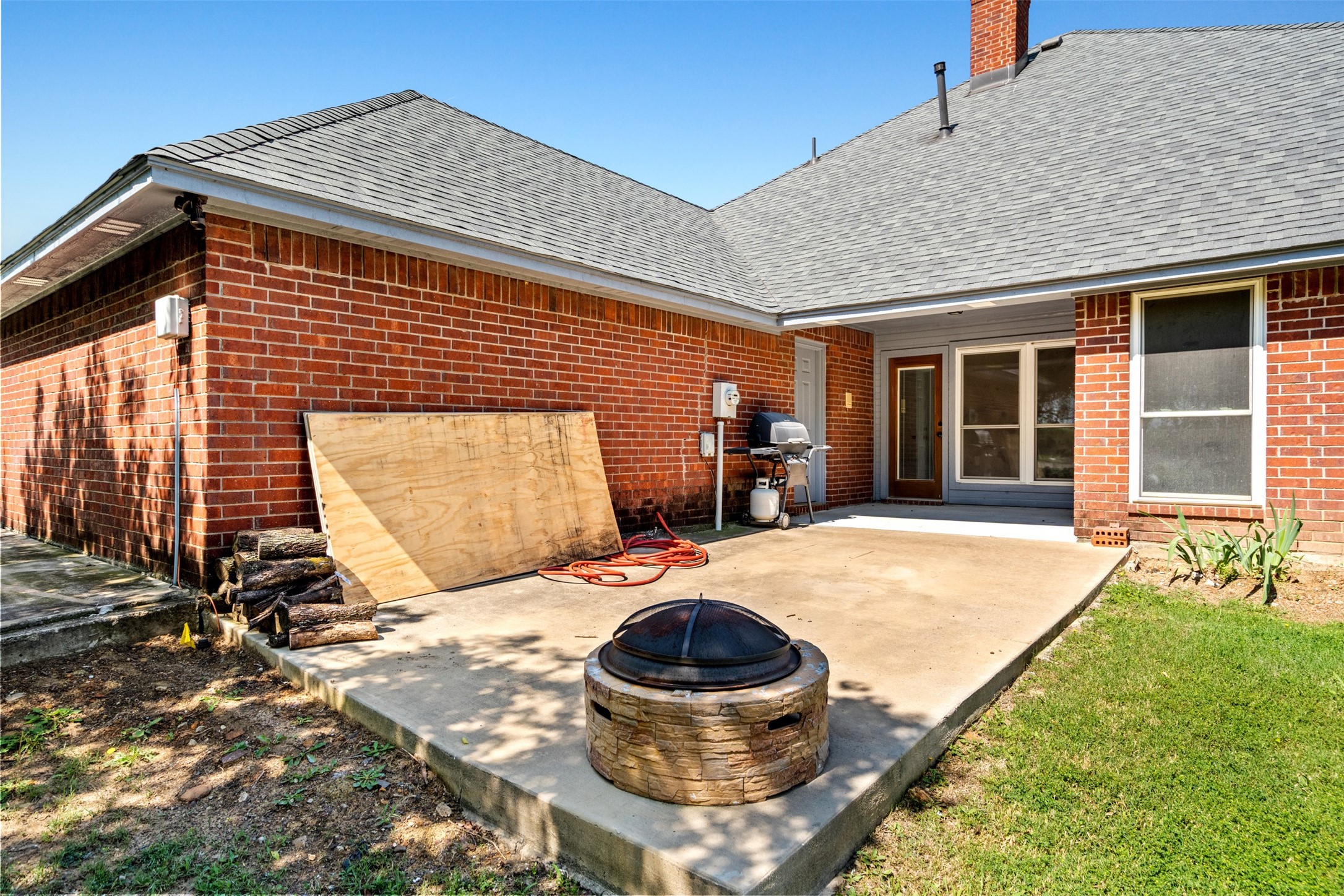 1519 Sweetgum Circle