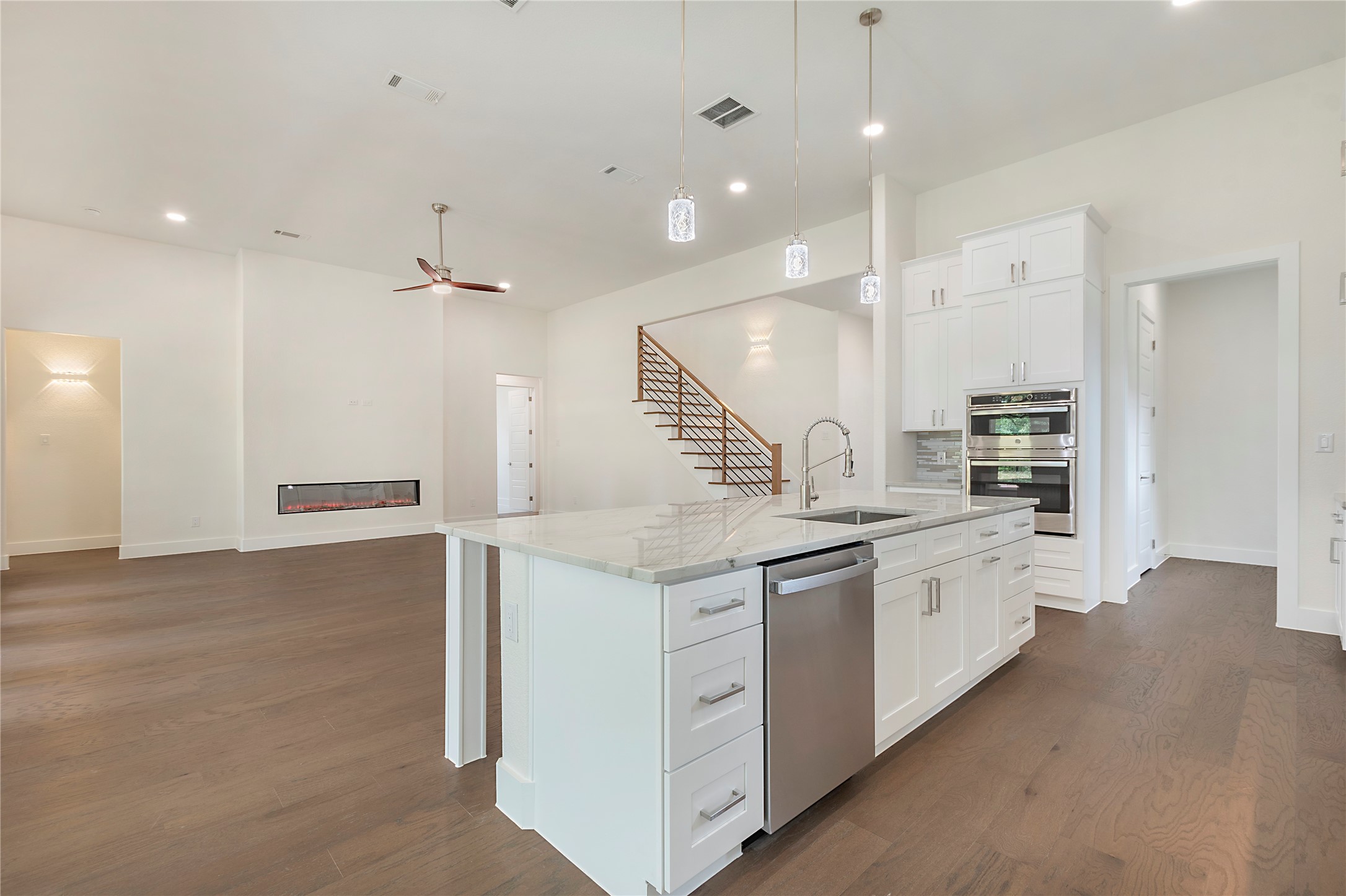 104 Noble Oak Court