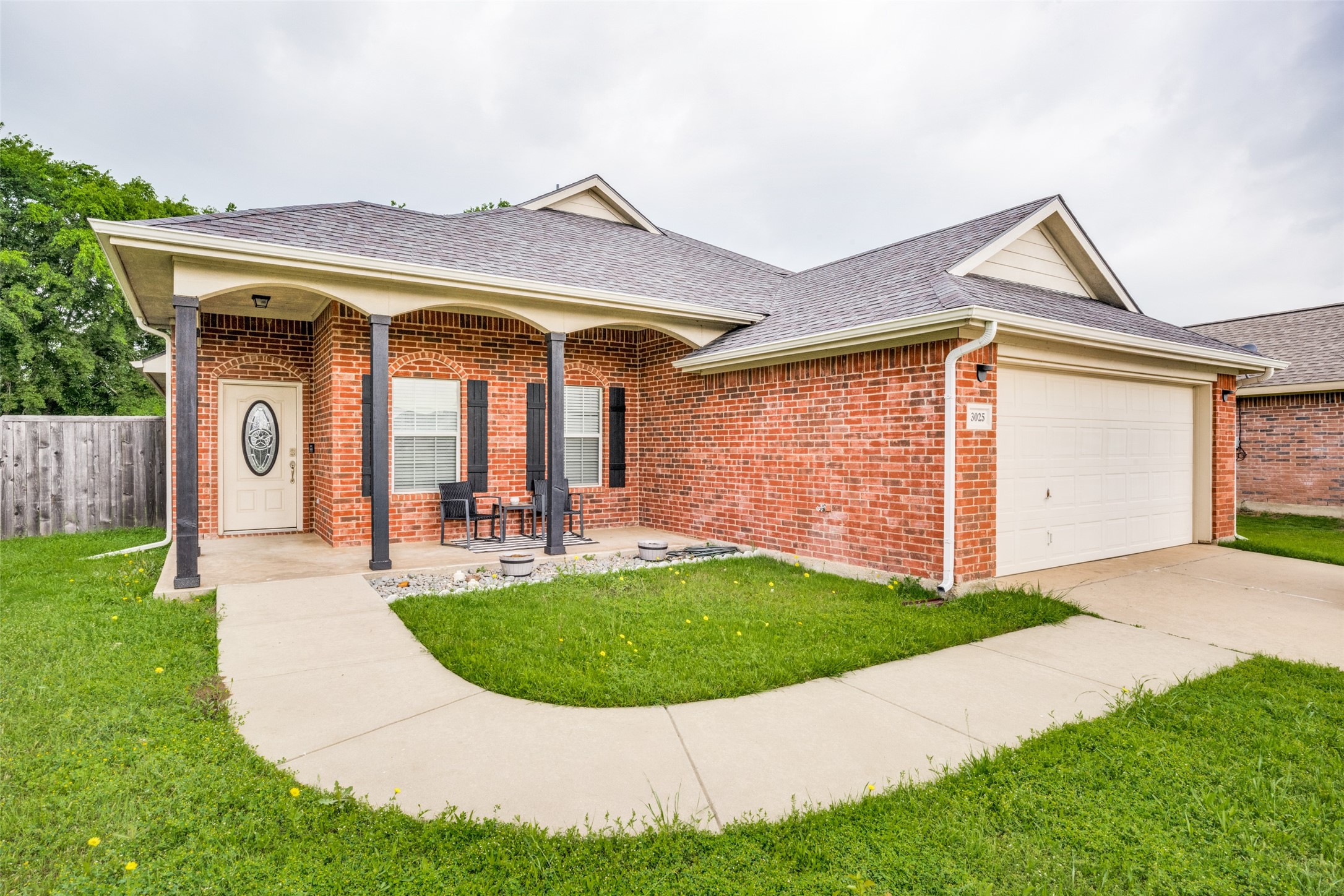 3025 Lake Ridge Drive