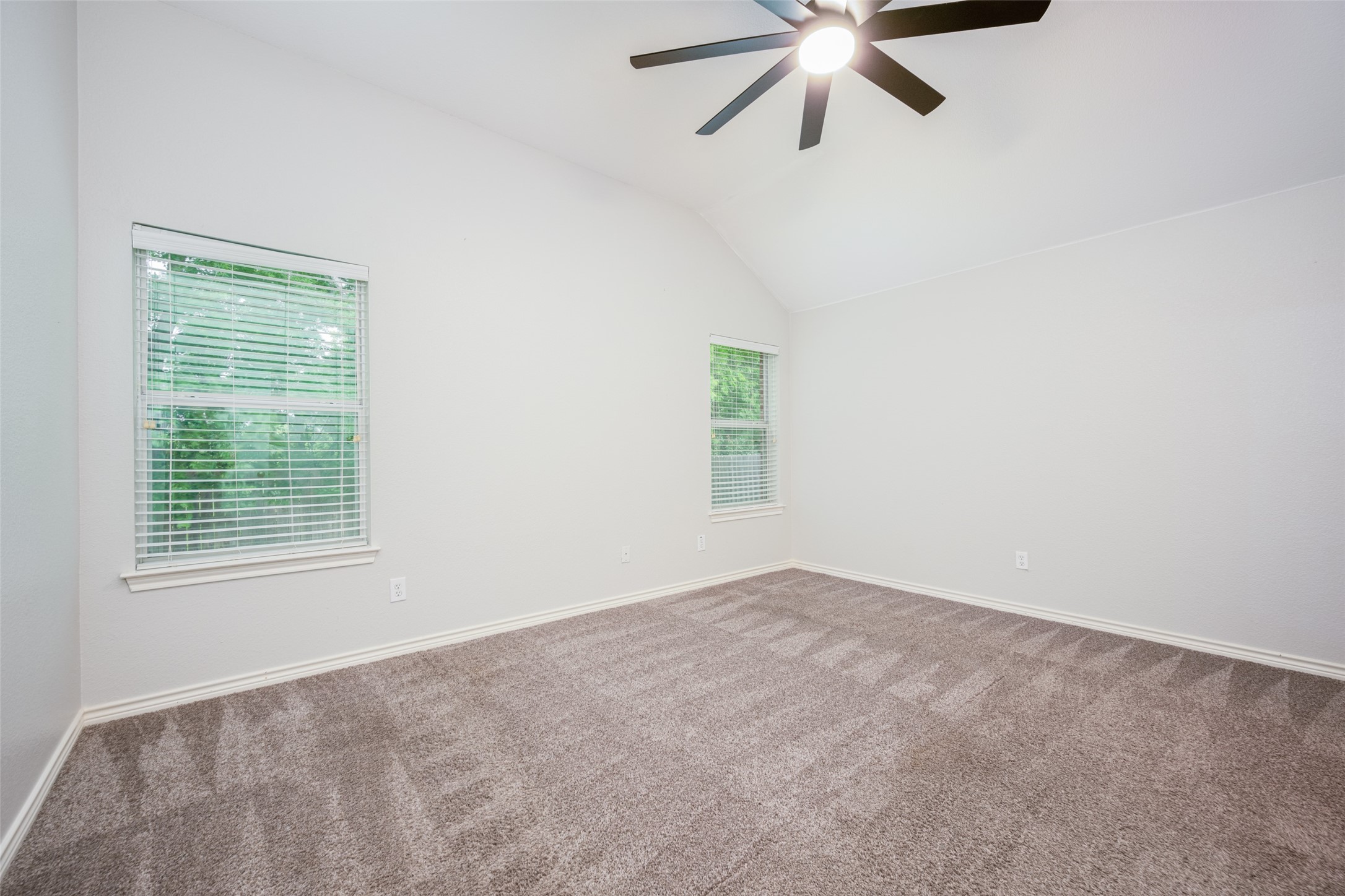 3025 Lake Ridge Drive