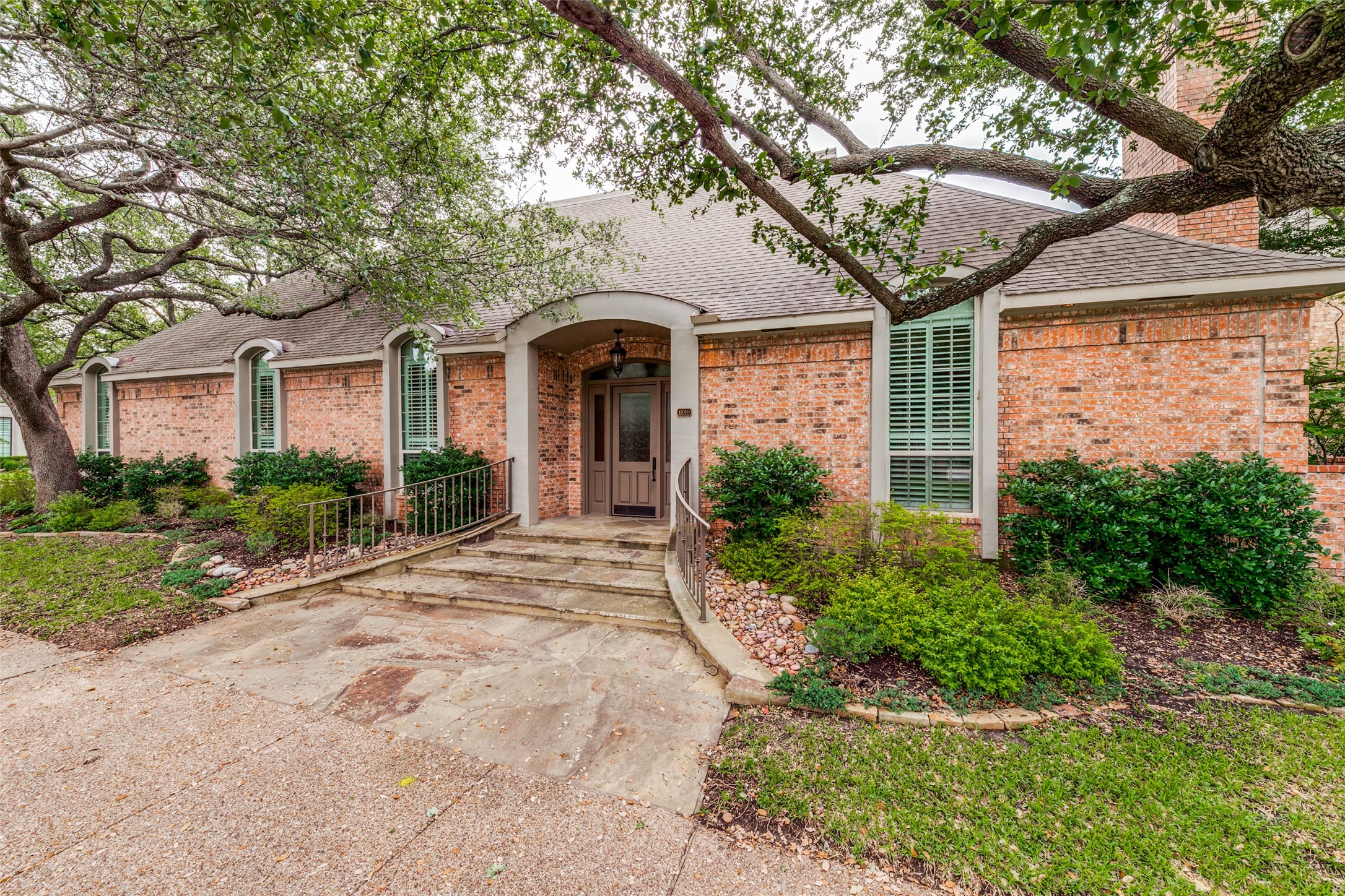 6010 Shetland Drive