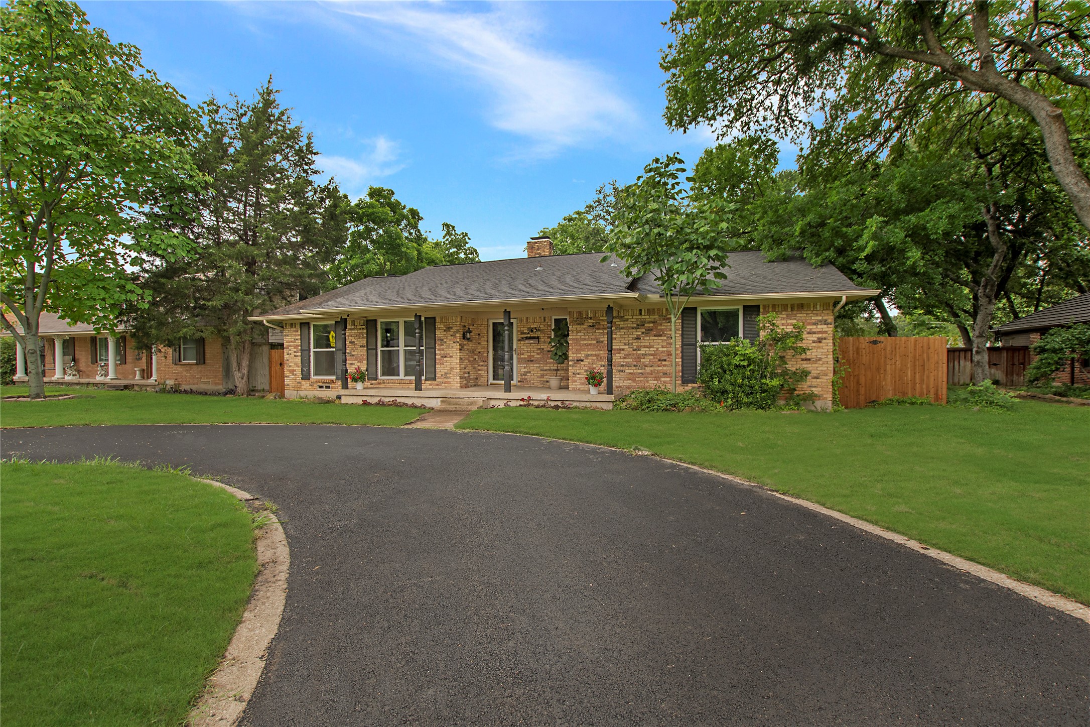 2631 Peavy Road