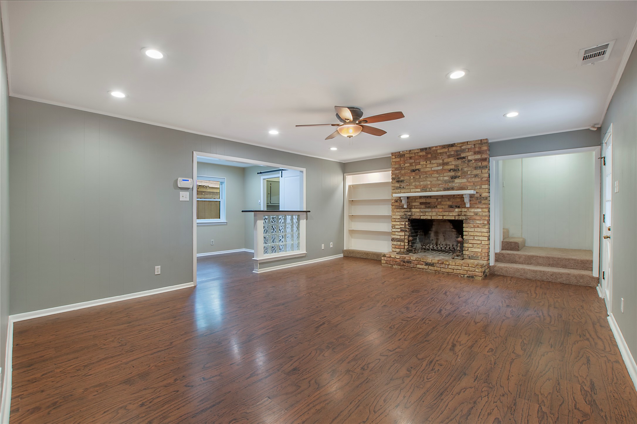 2631 Peavy Road