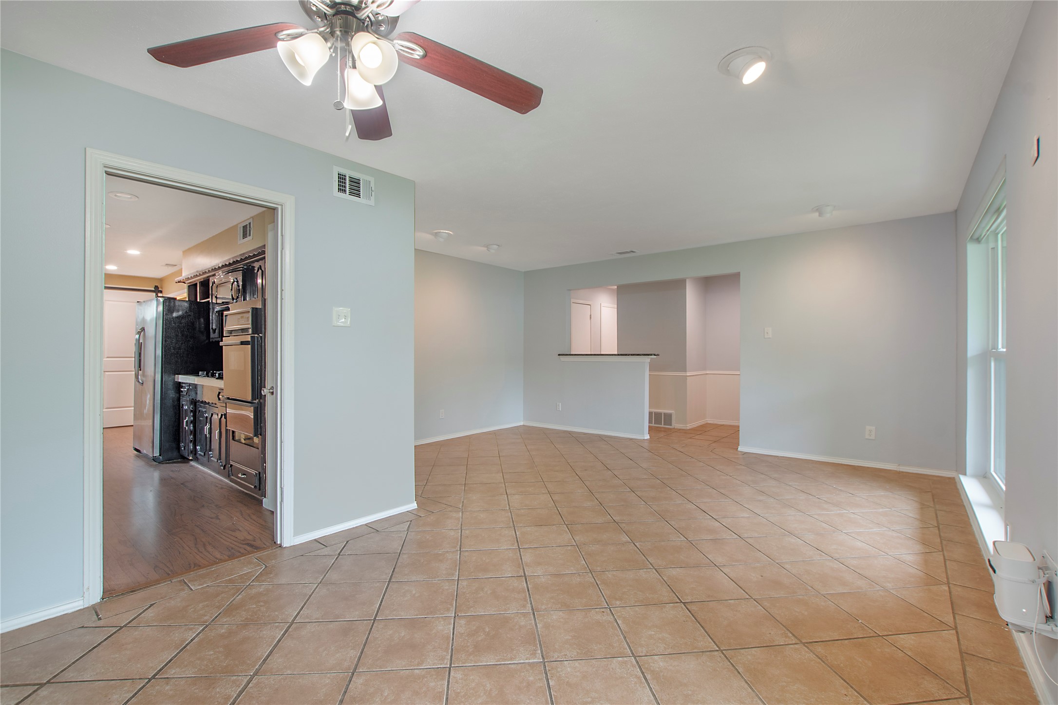 2631 Peavy Road
