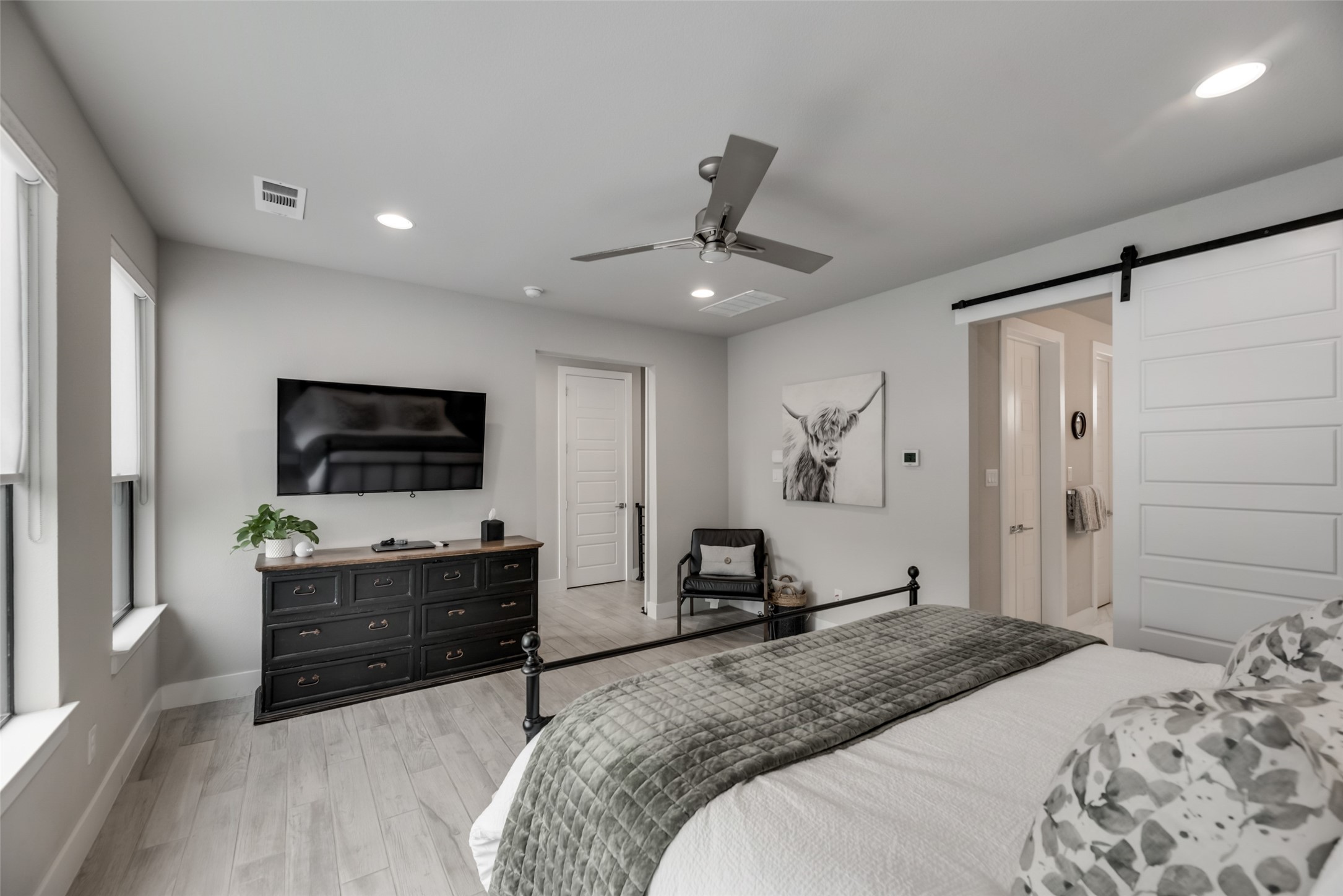 4526 Deere Street 203
