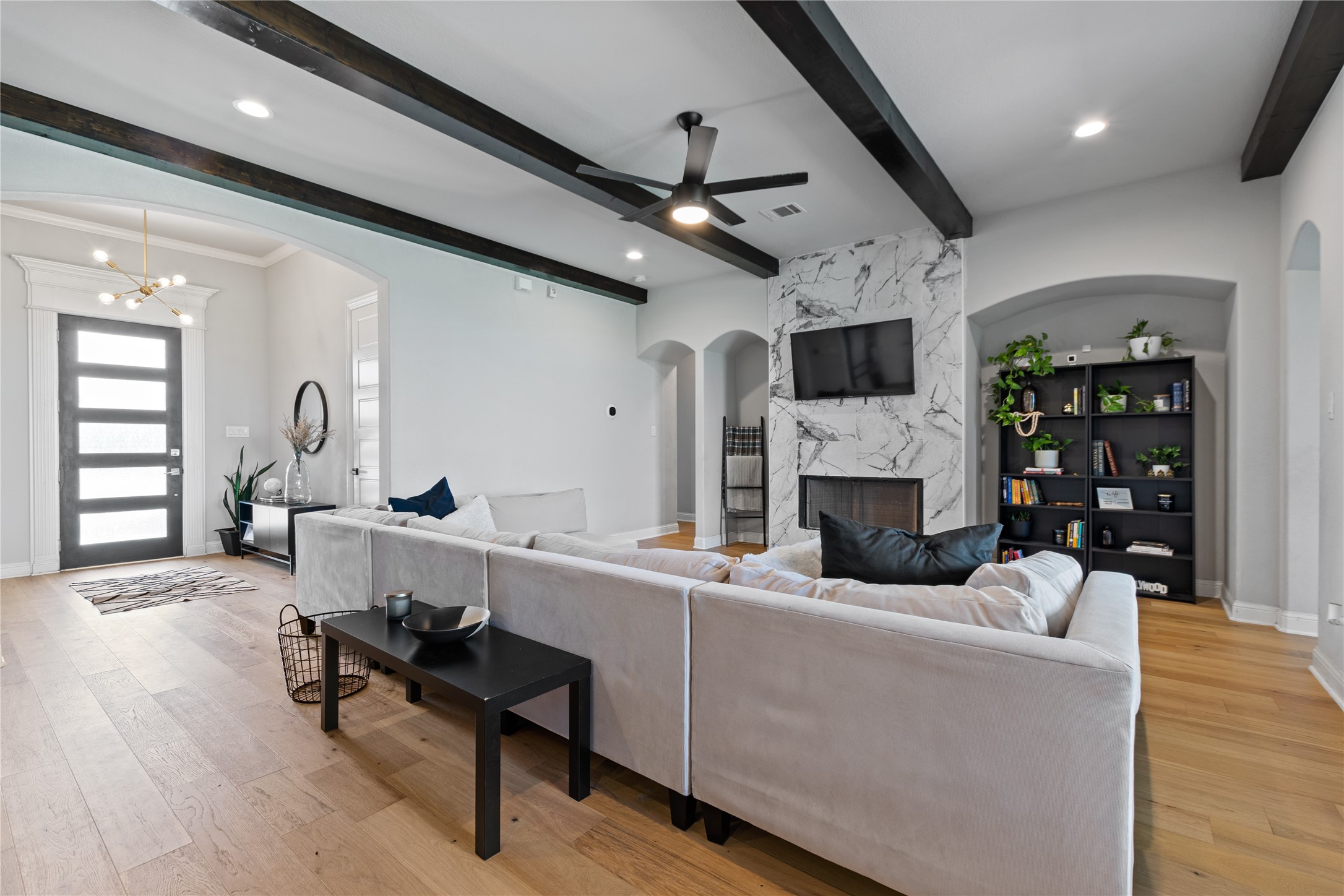 2580 Christine Lane