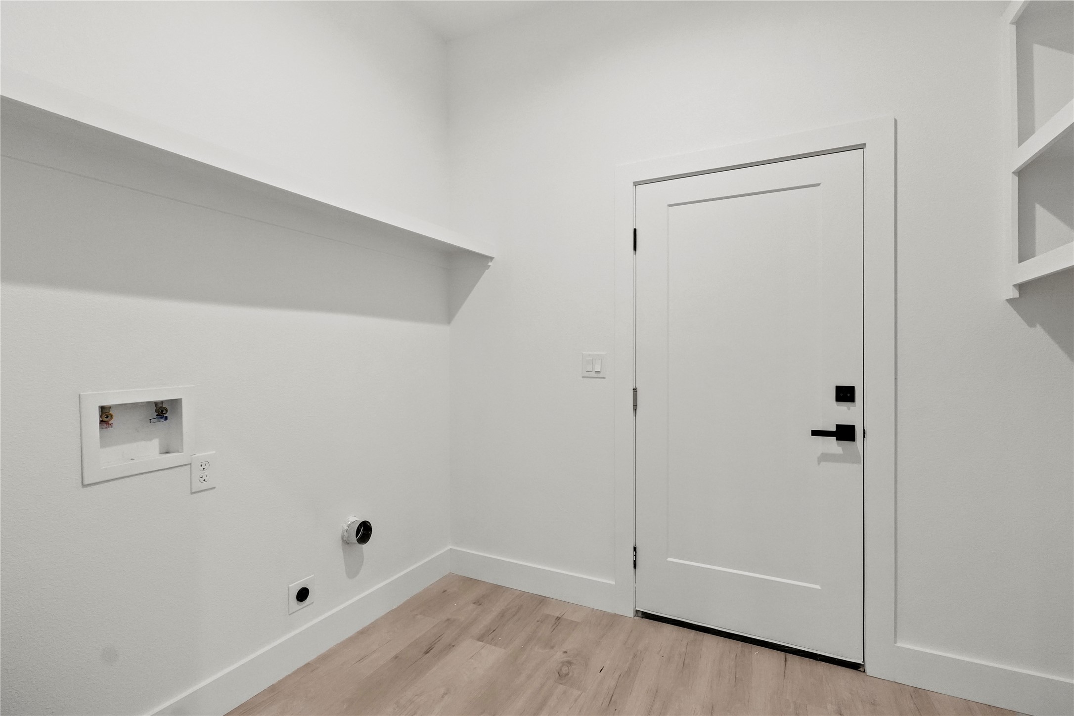 438 Avenue F