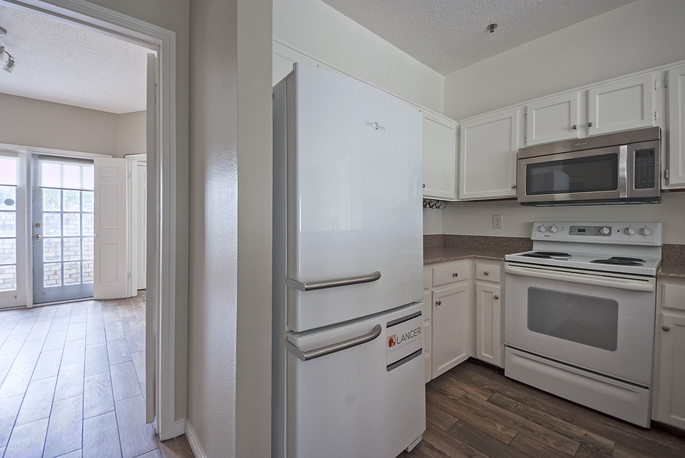 4800 W Lovers Lane 402