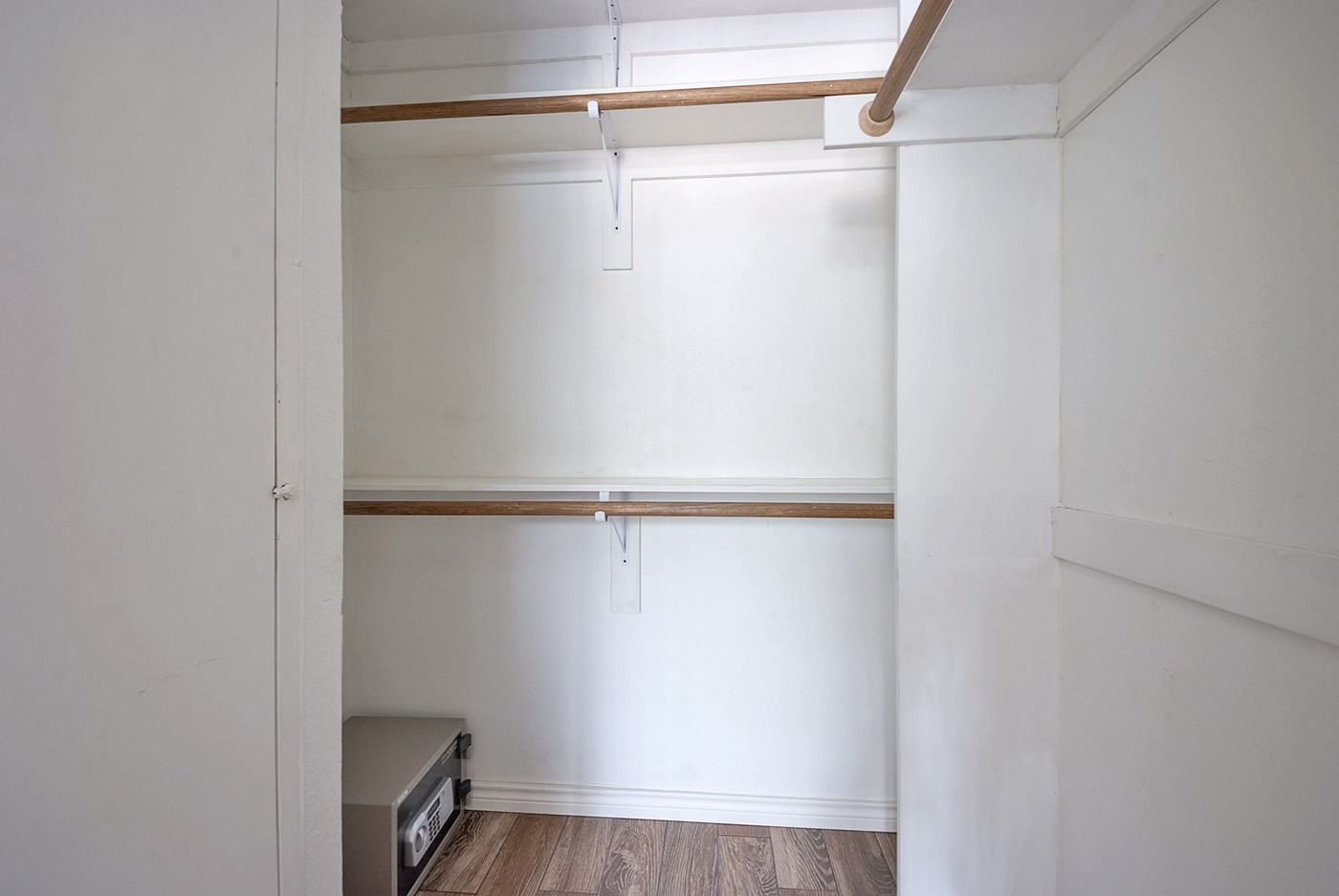 4800 W Lovers Lane 402
