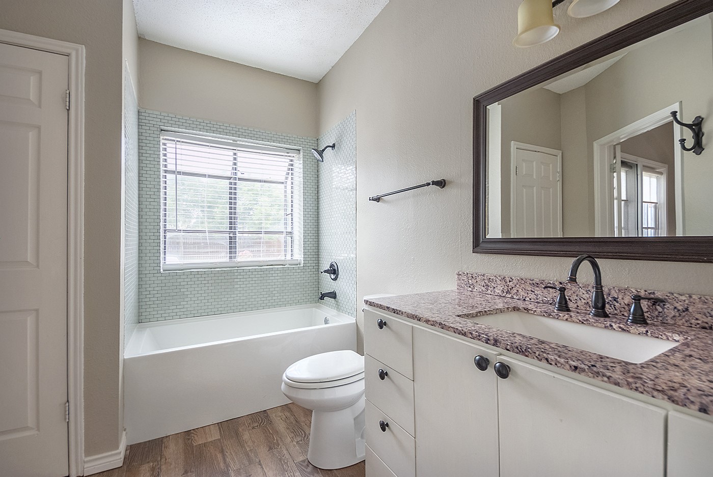 4800 W Lovers Lane 402