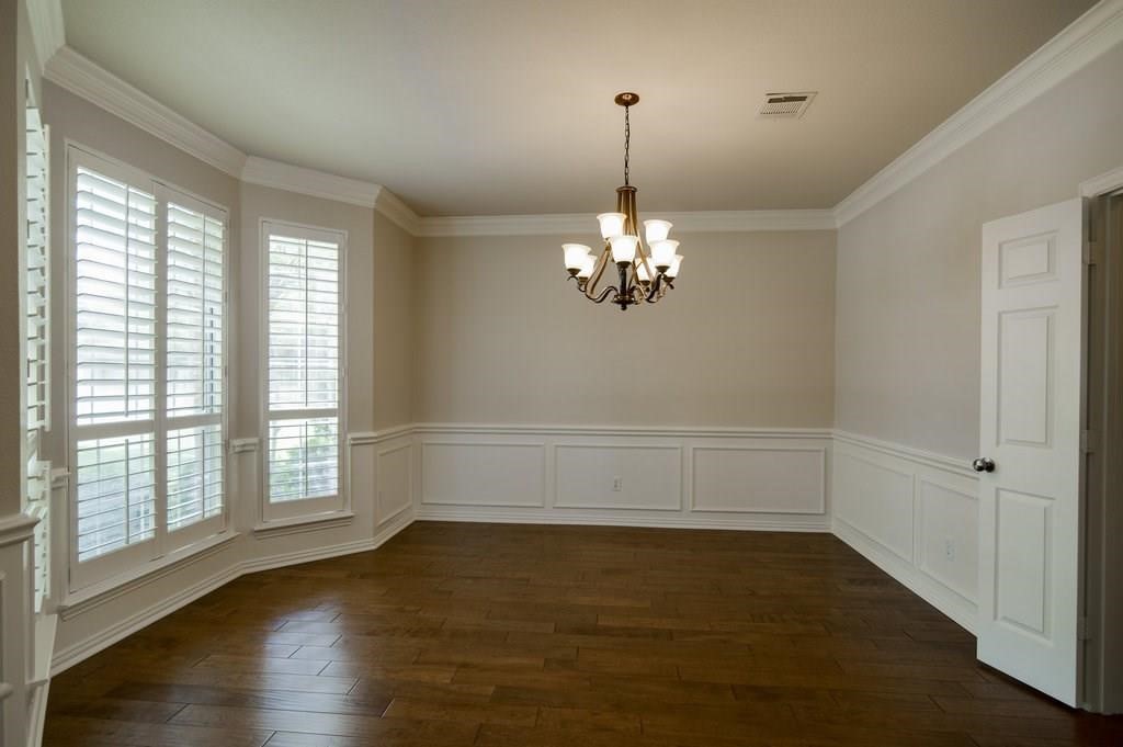 303 Chestnut Cove Circle
