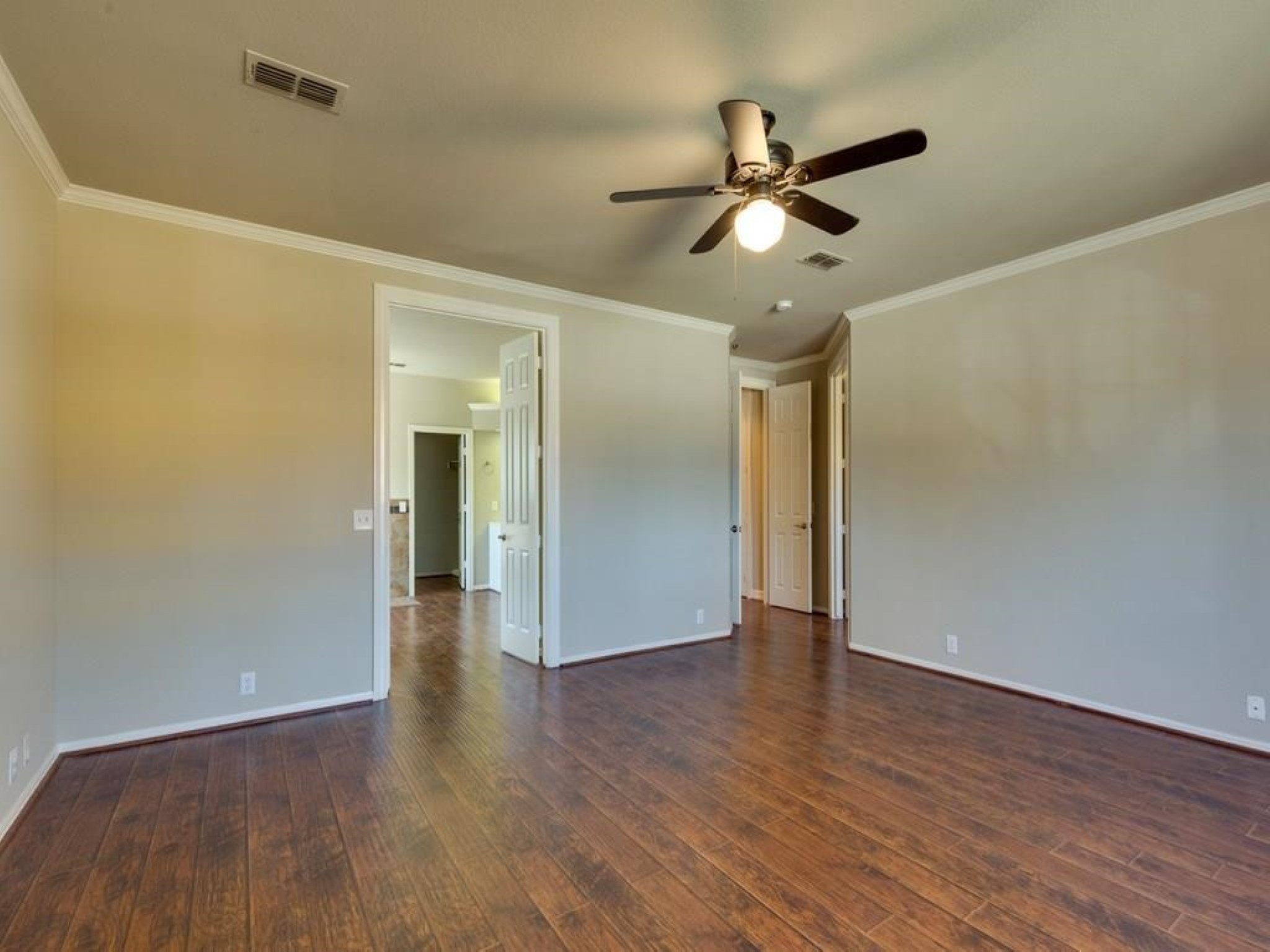 202 Lake Crest Drive
