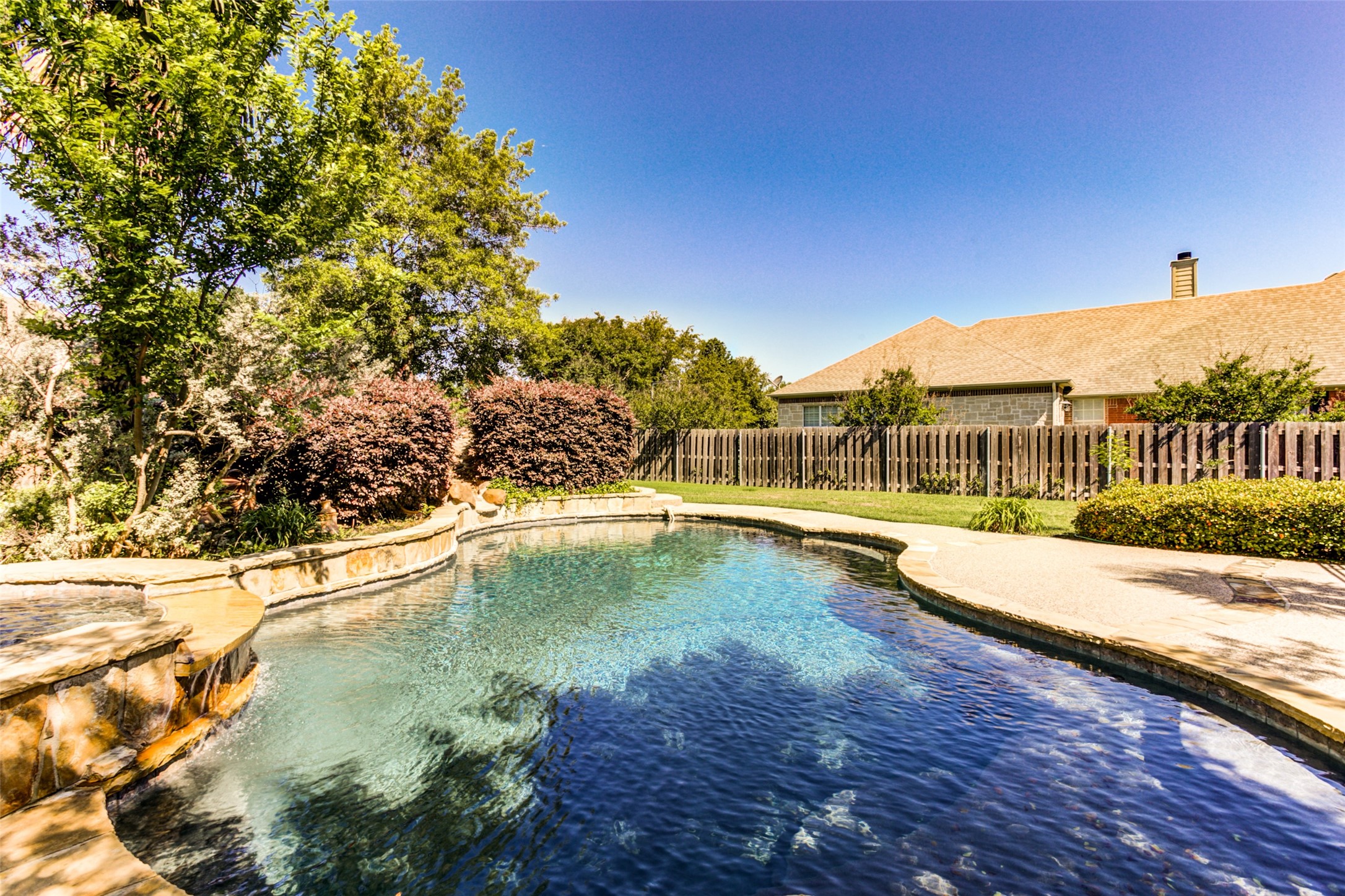 202 Lake Crest Drive
