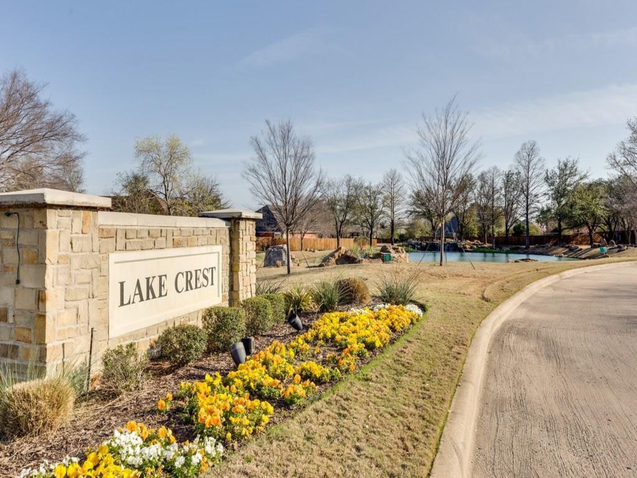 202 Lake Crest Drive