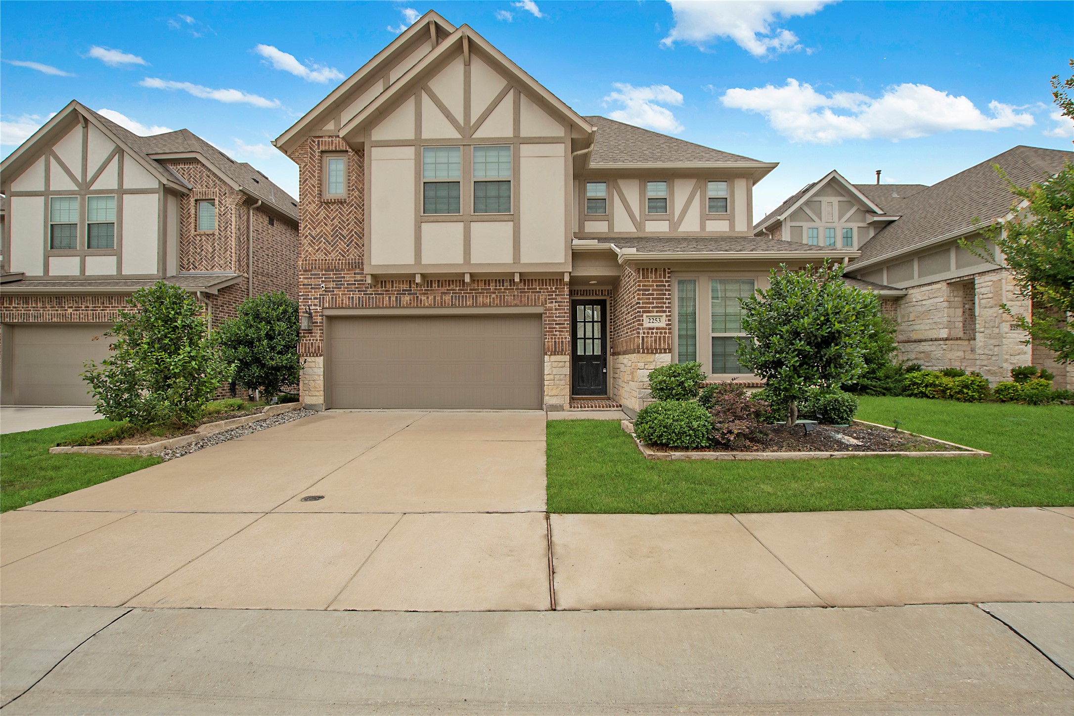 2253 Bower Lane