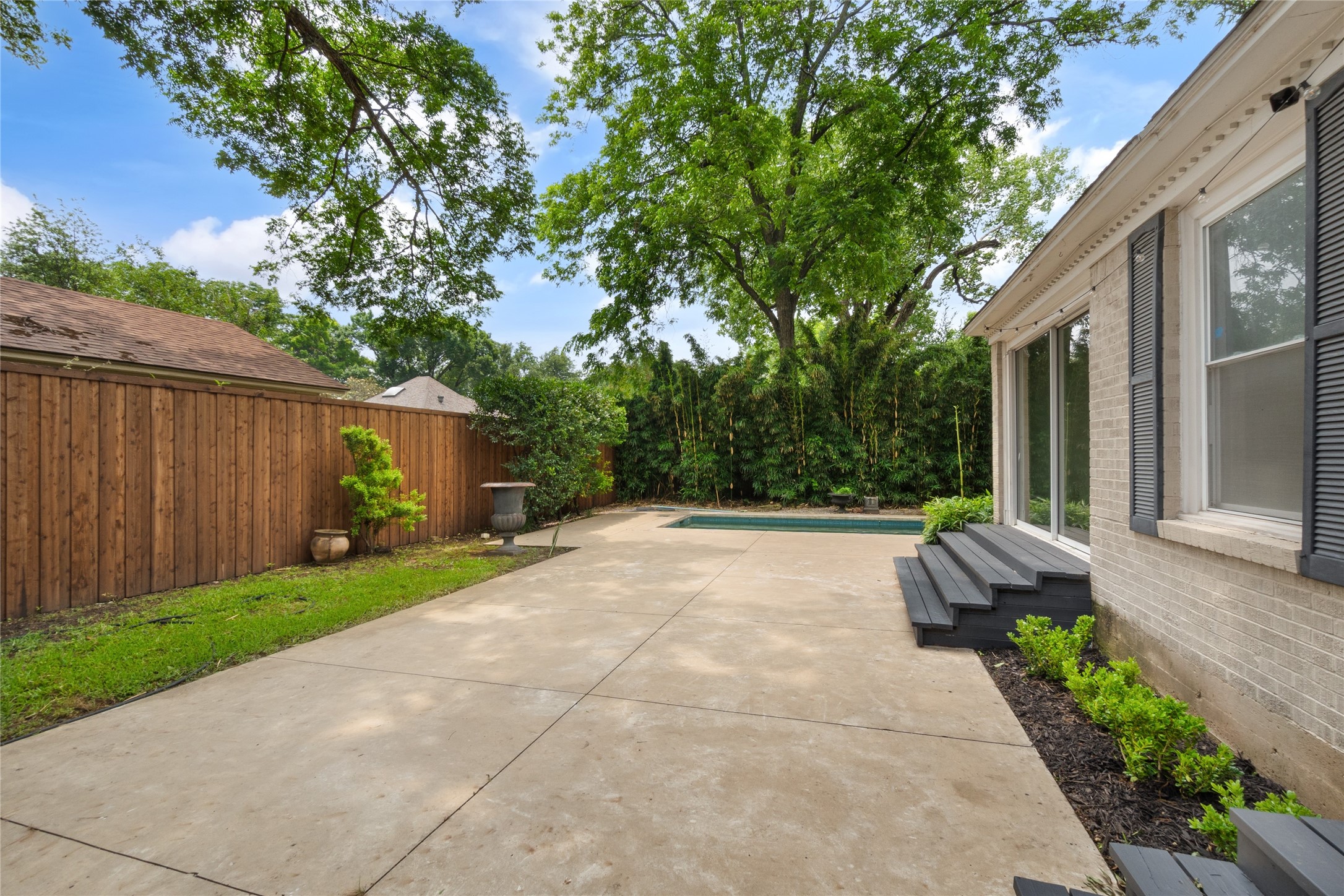 5027 Maple Springs Boulevard