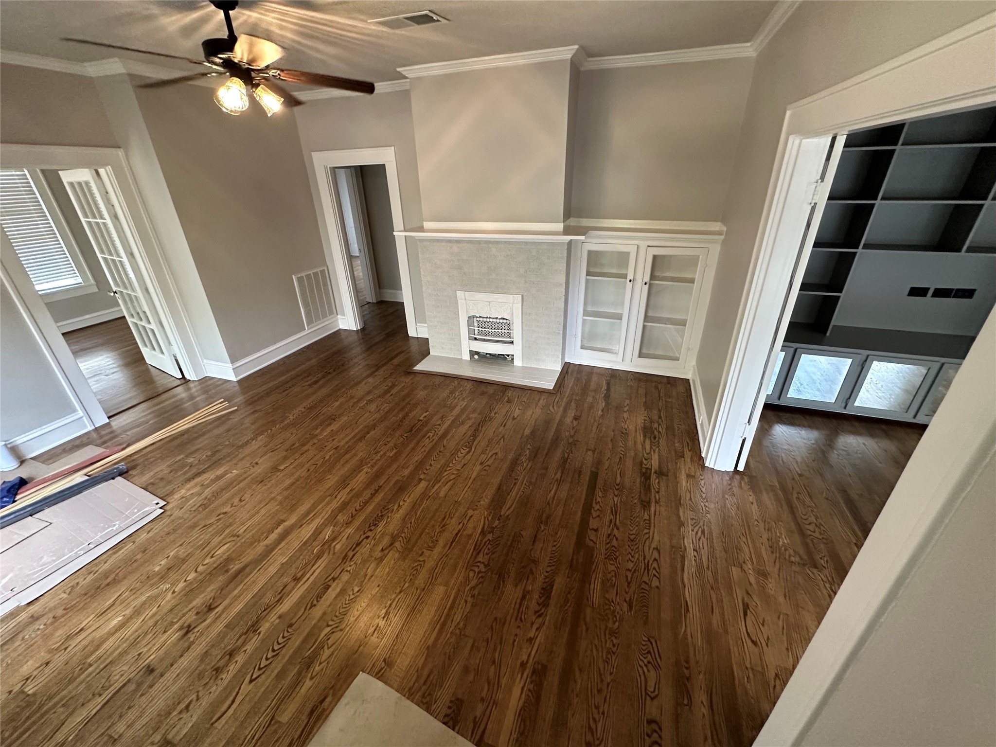1921 Ben Hall Court