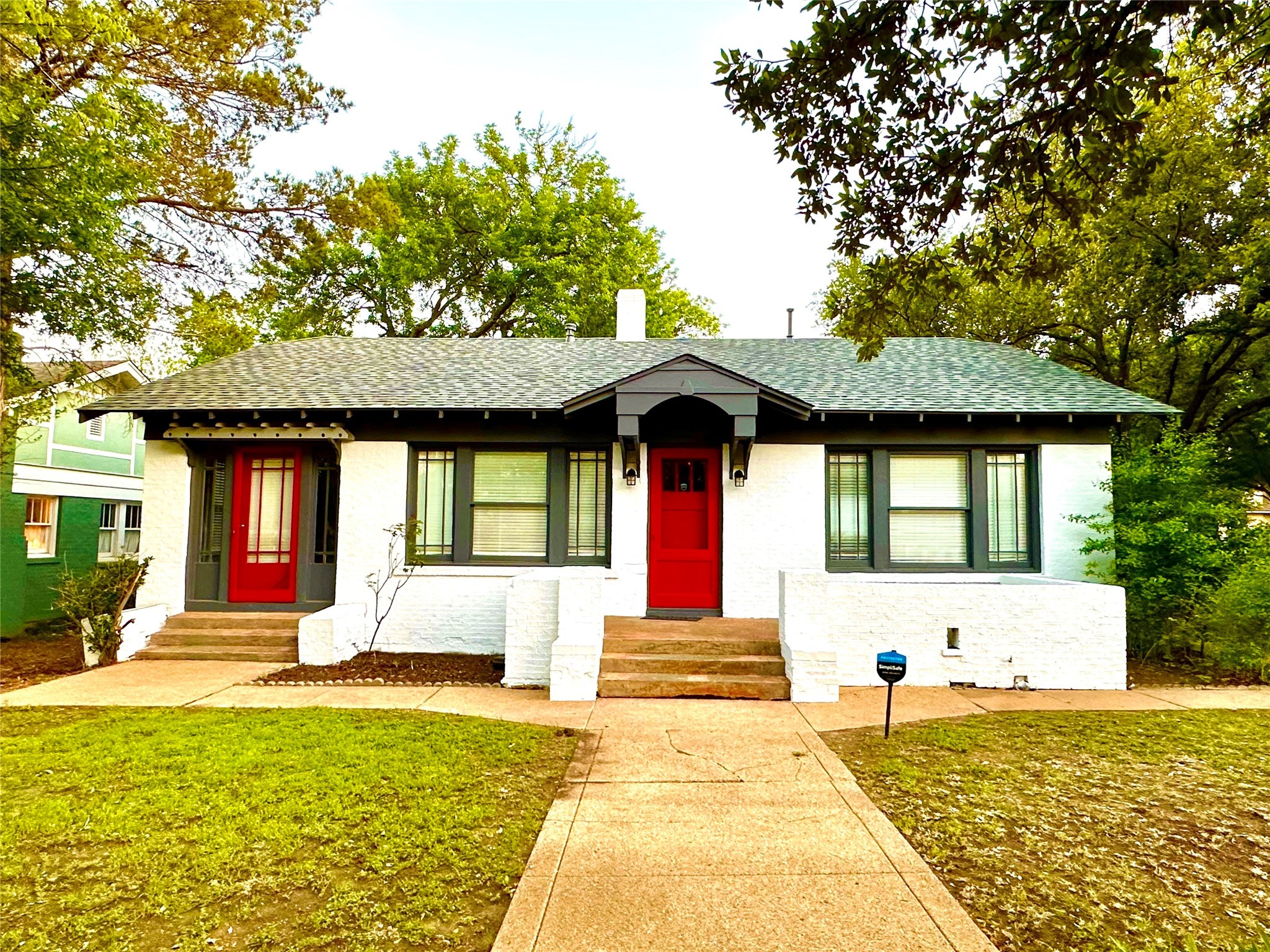 1921 Ben Hall Court