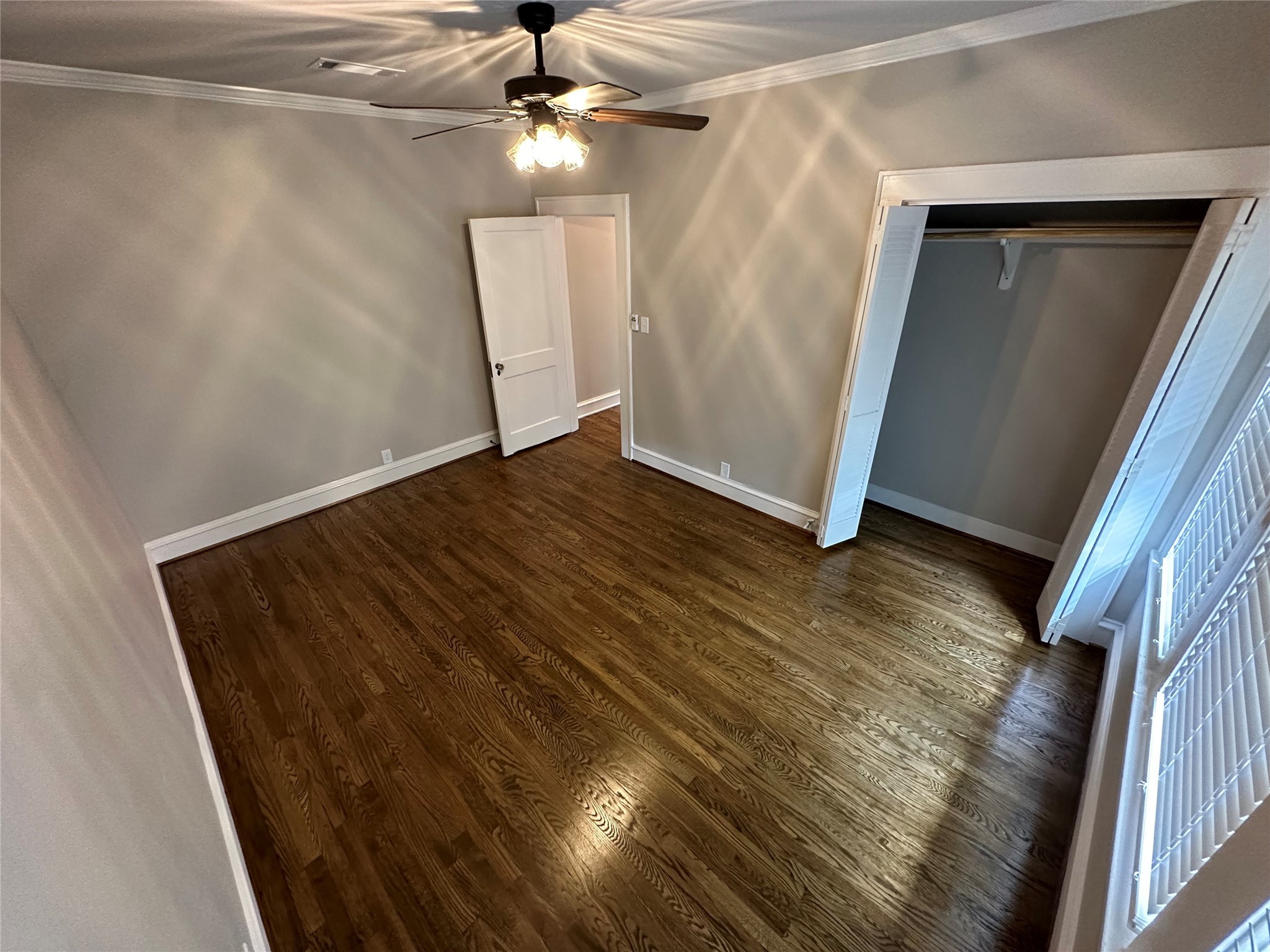 1921 Ben Hall Court