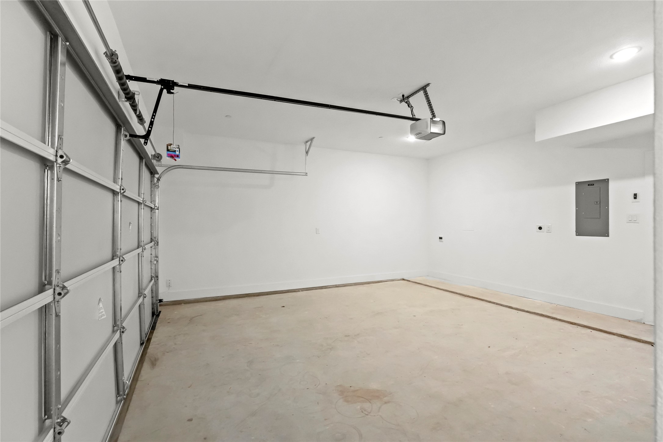 935 W 12th Street 103