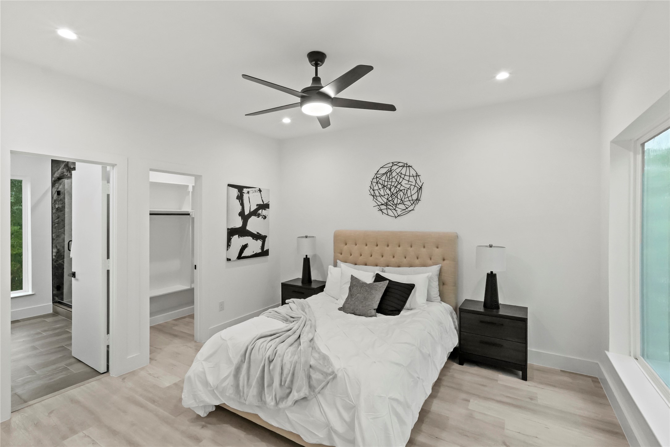 935 W 12th Street 103