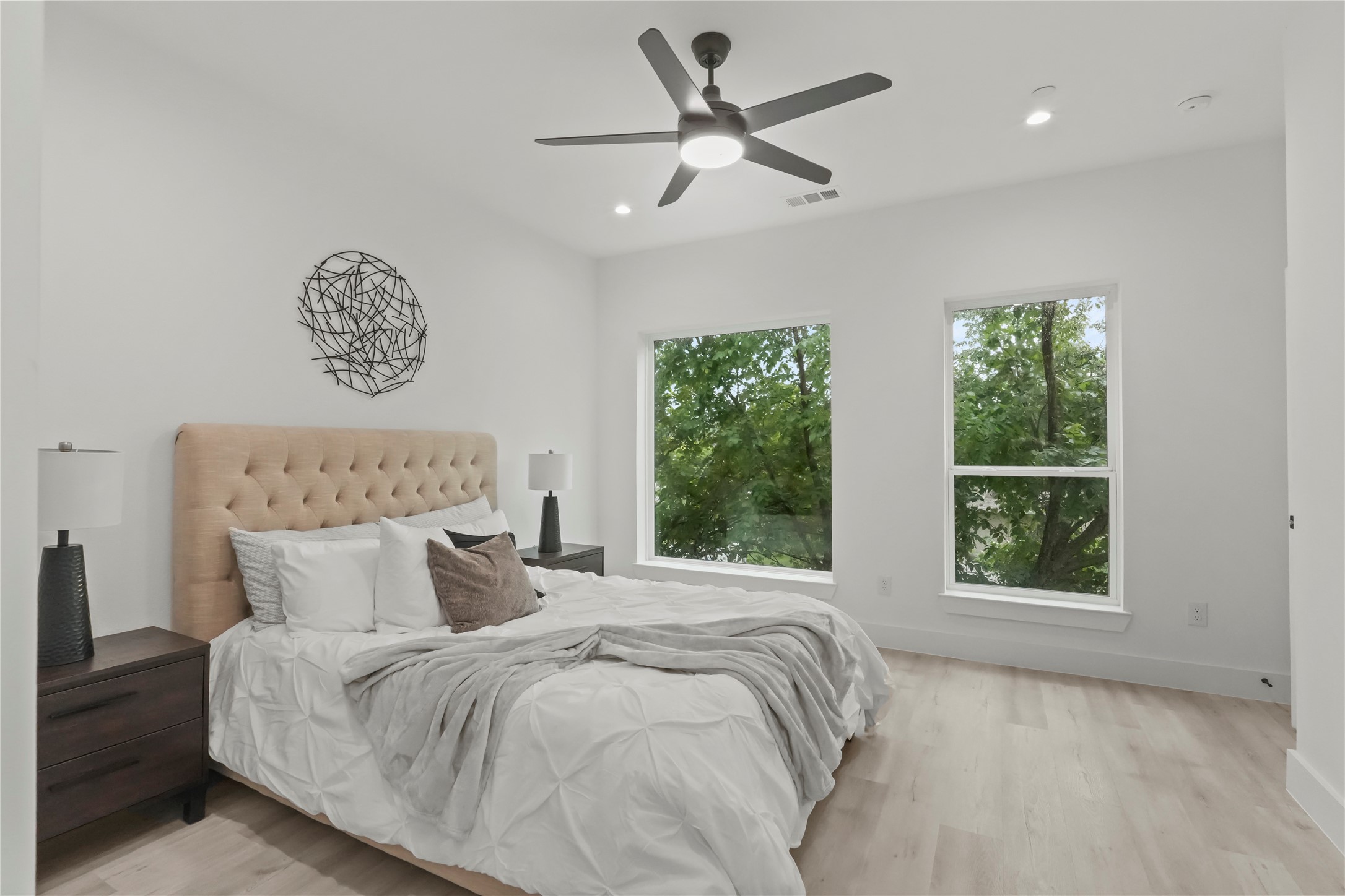 935 W 12th Street 103