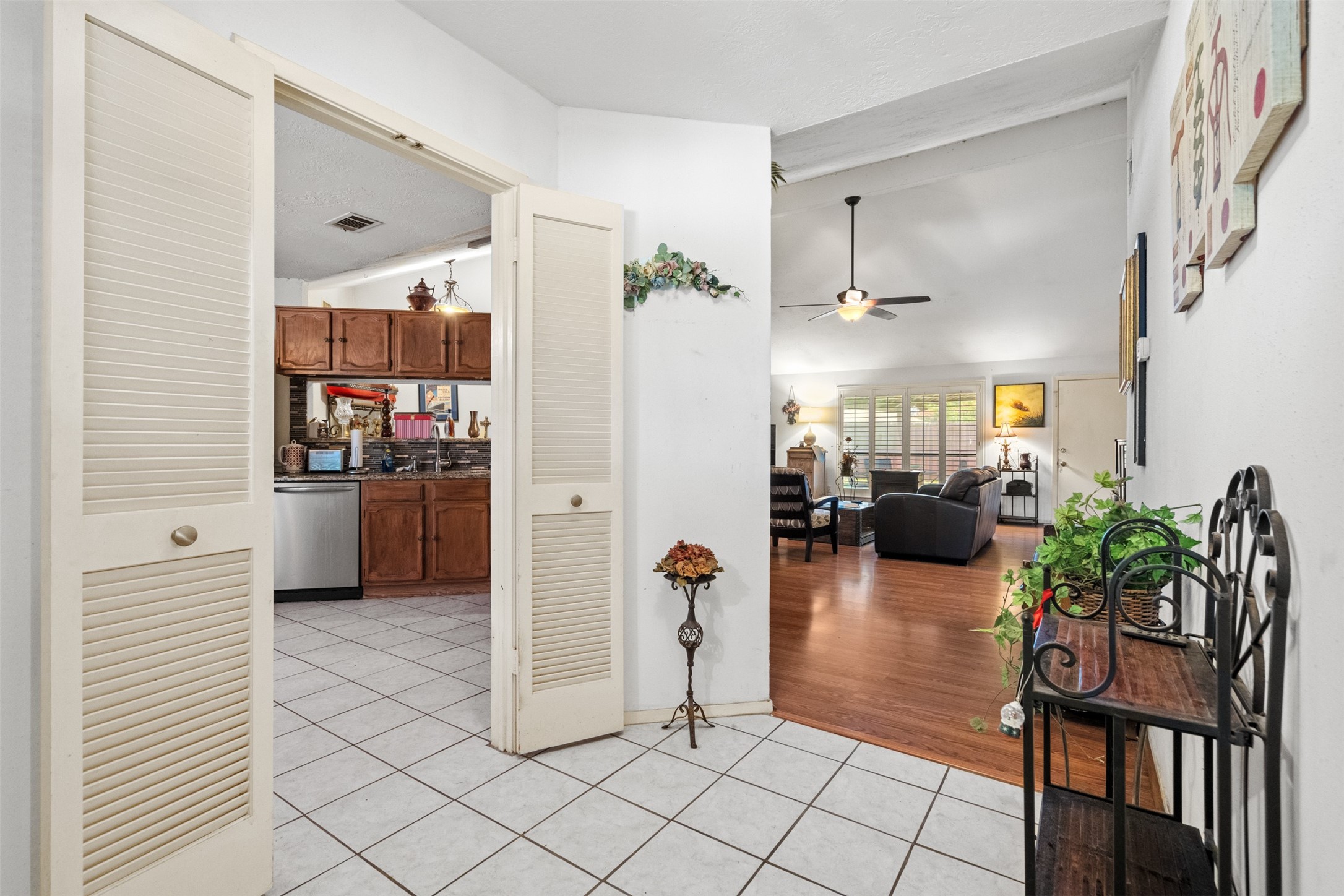725 Roundtree Drive