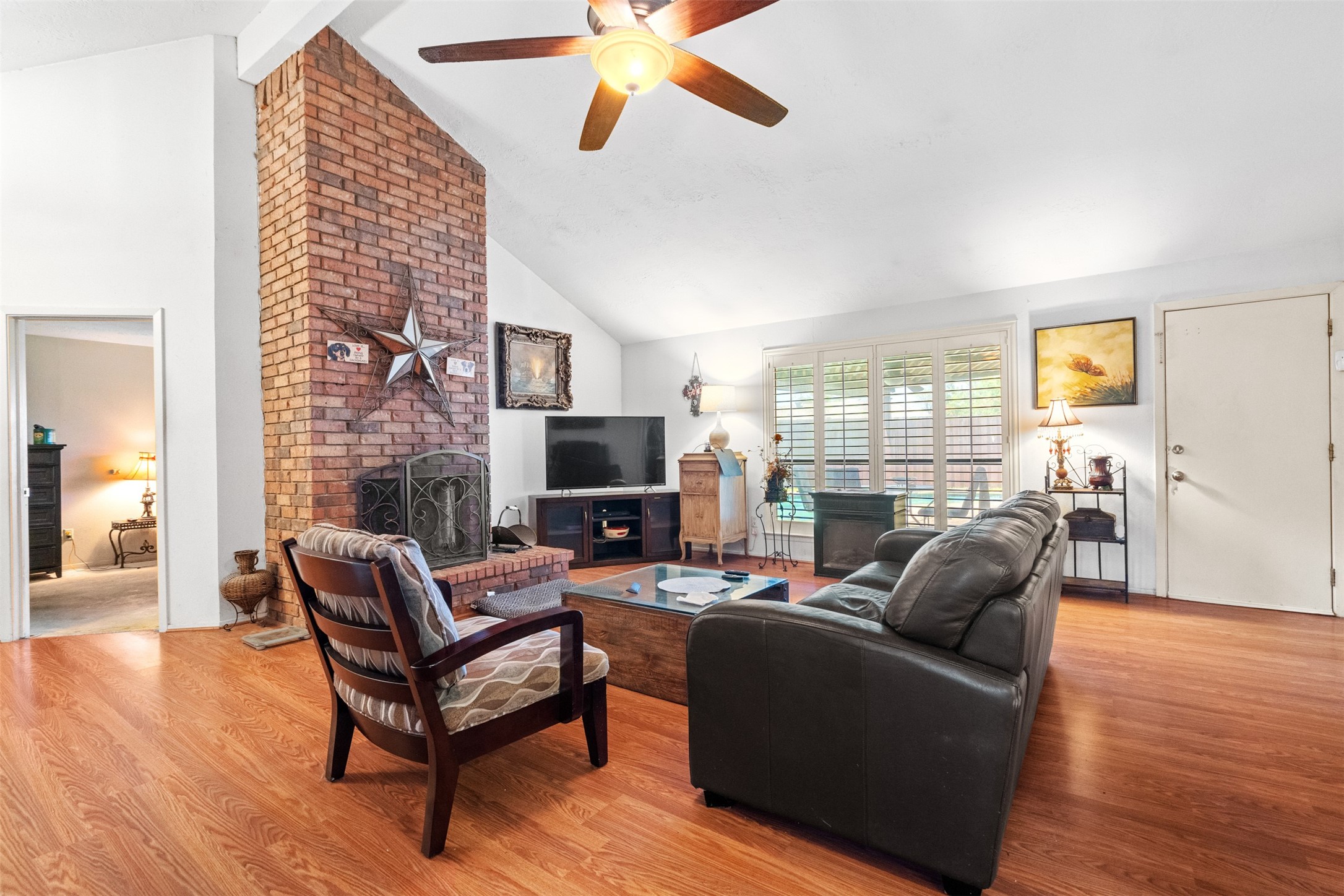 725 Roundtree Drive