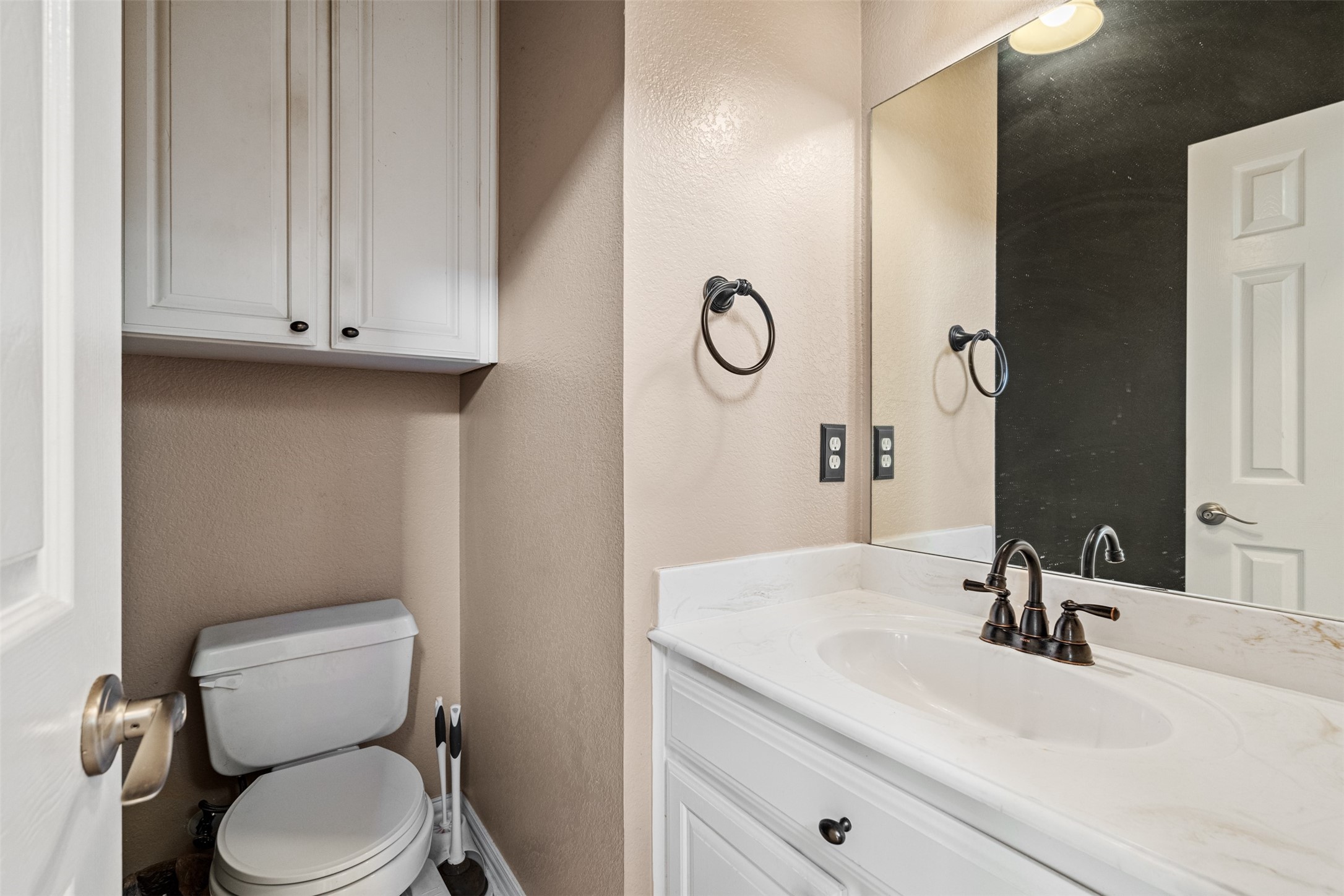 3784 Regency Circle
