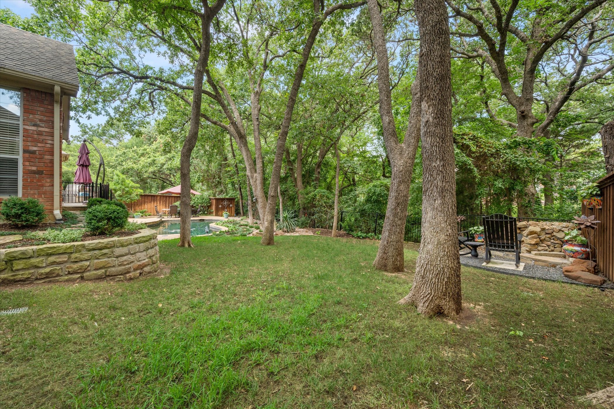 1909 Woodland Boulevard