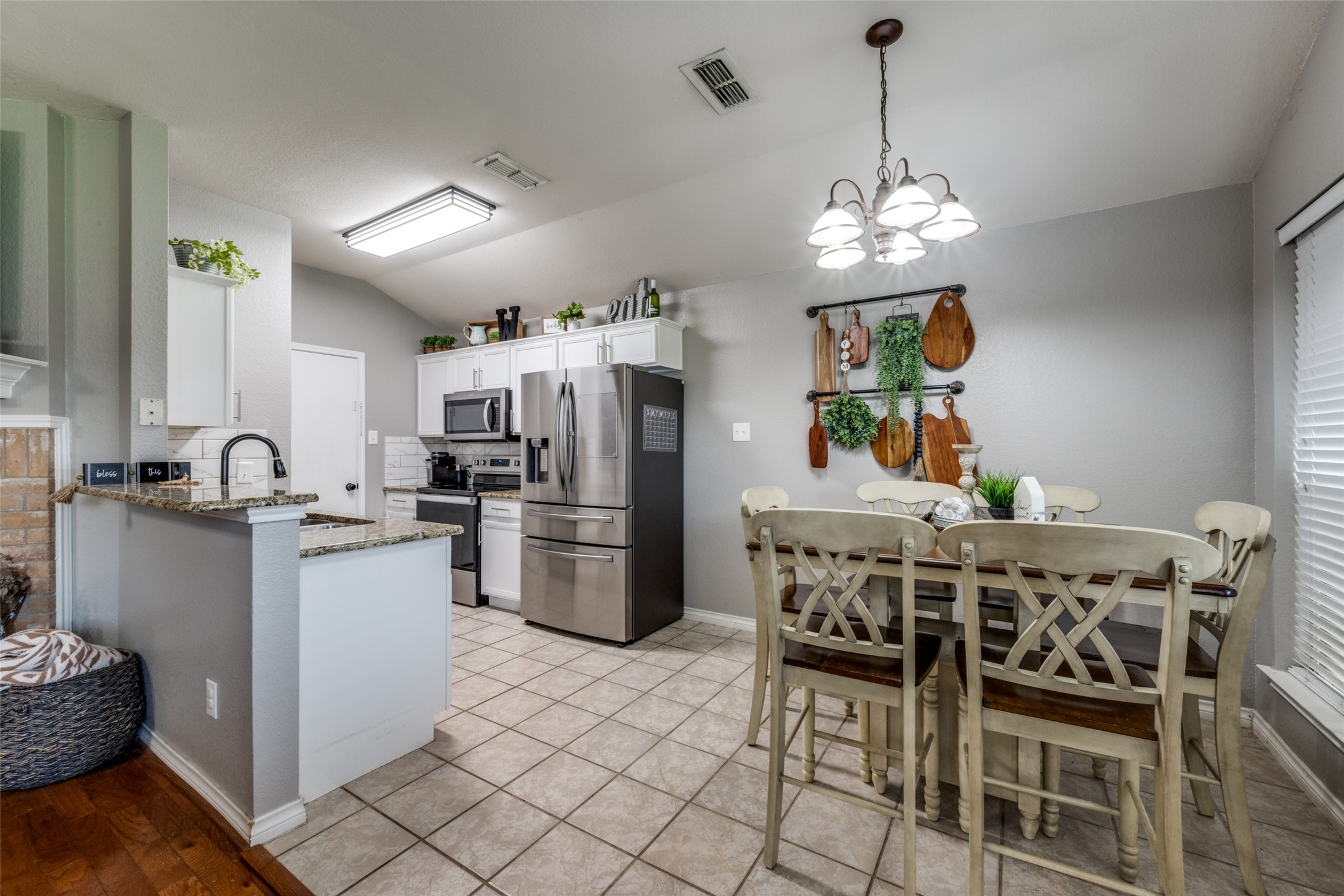 2007 Ridgeview Court