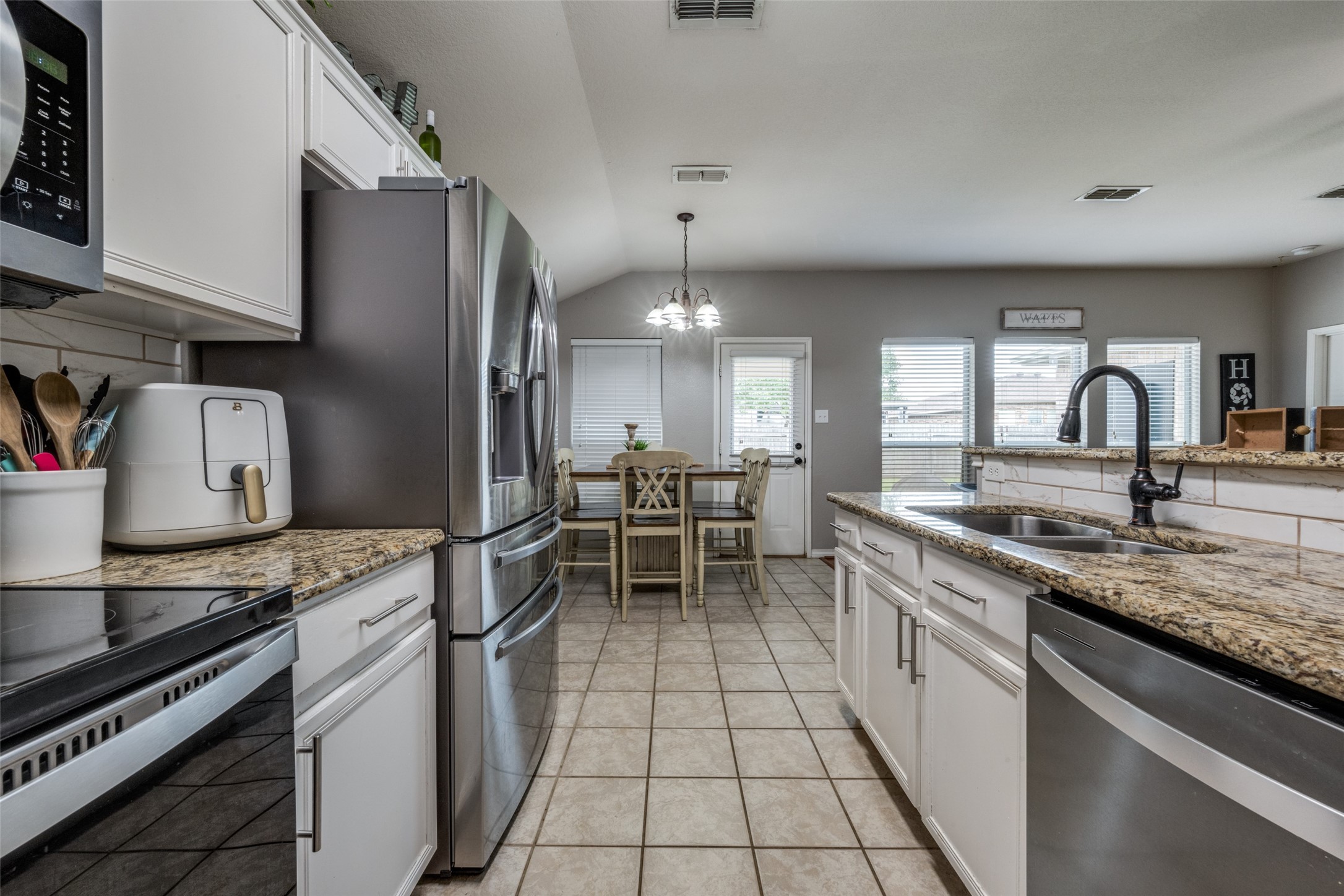 2007 Ridgeview Court