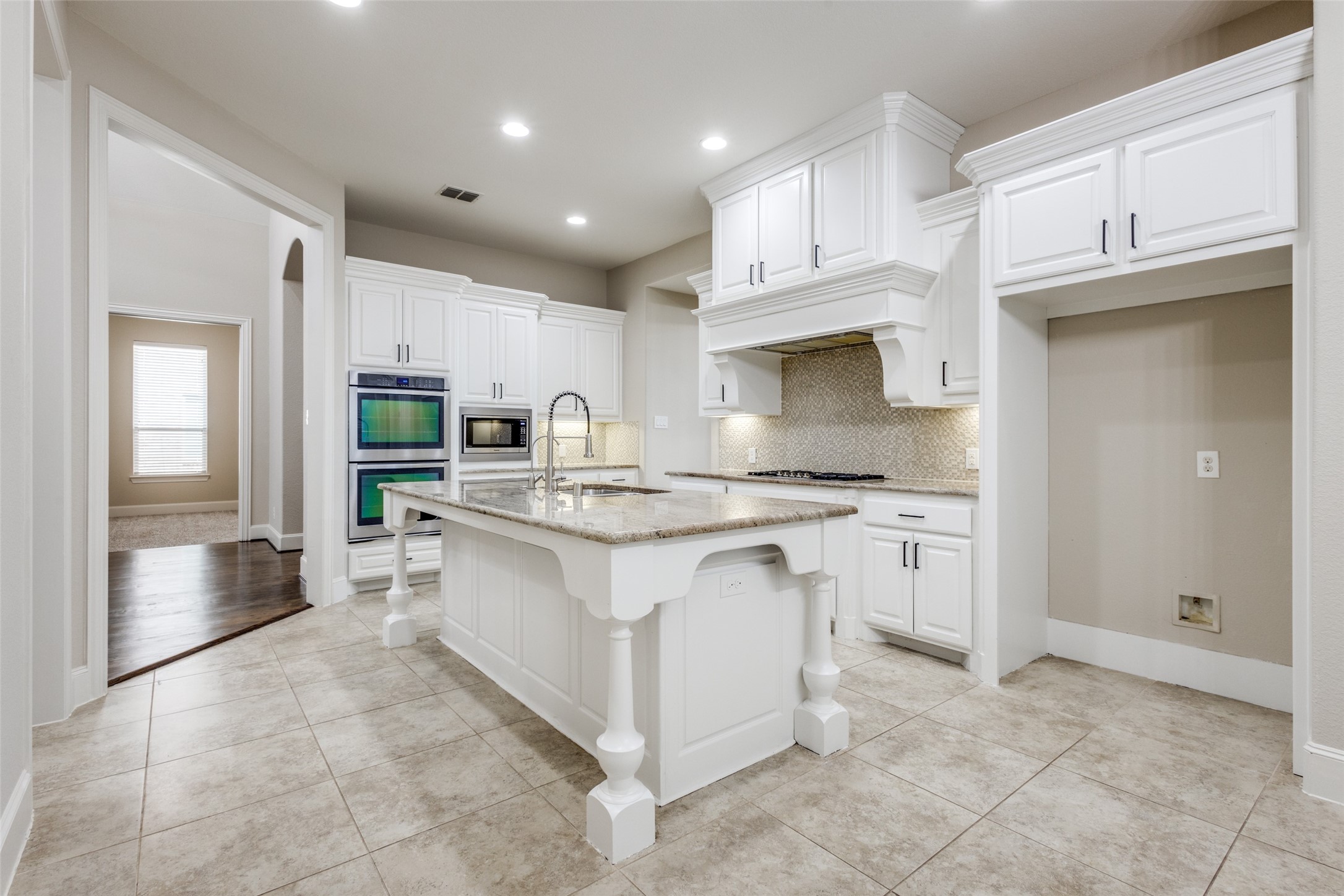 857 Fountain View Court