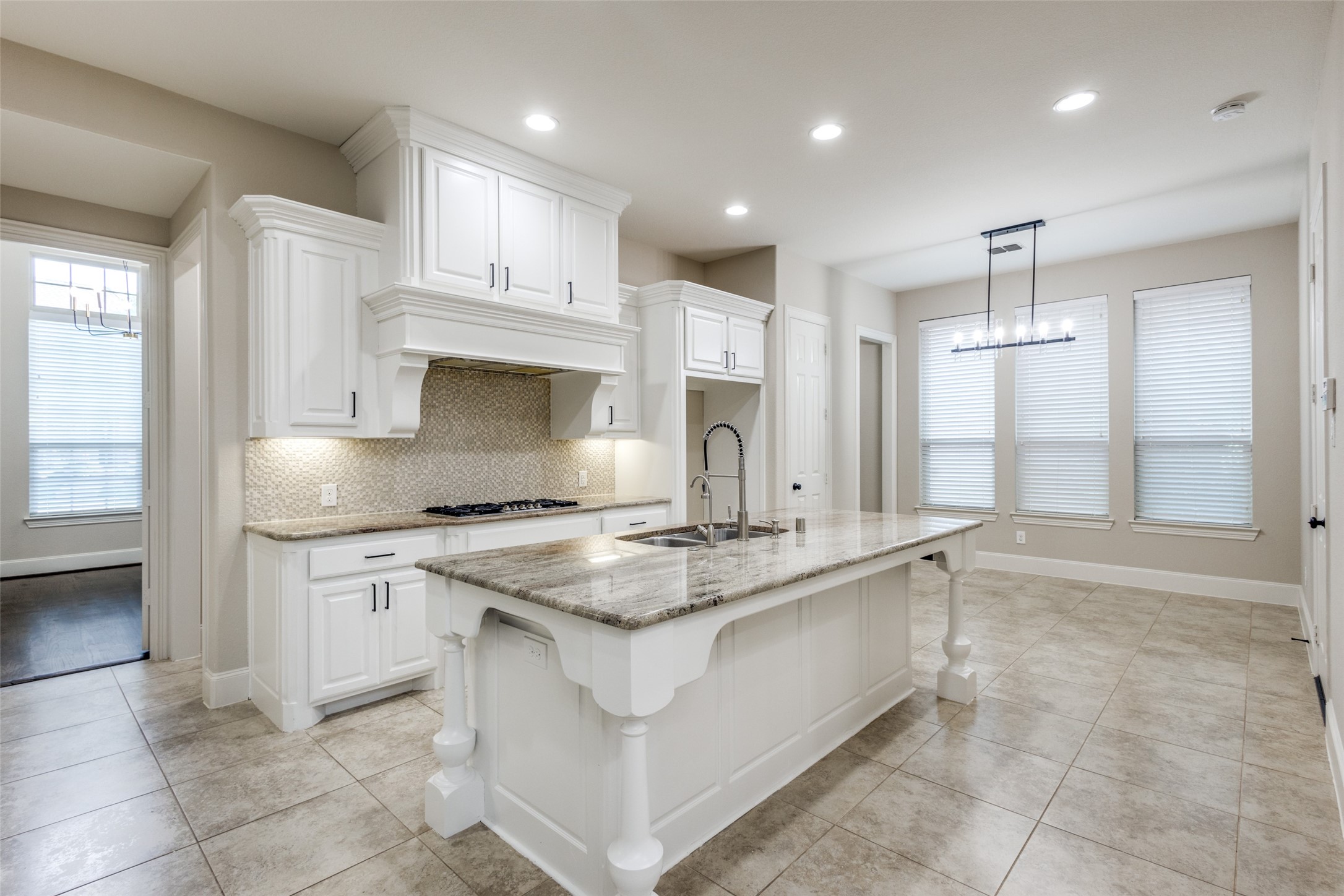 857 Fountain View Court