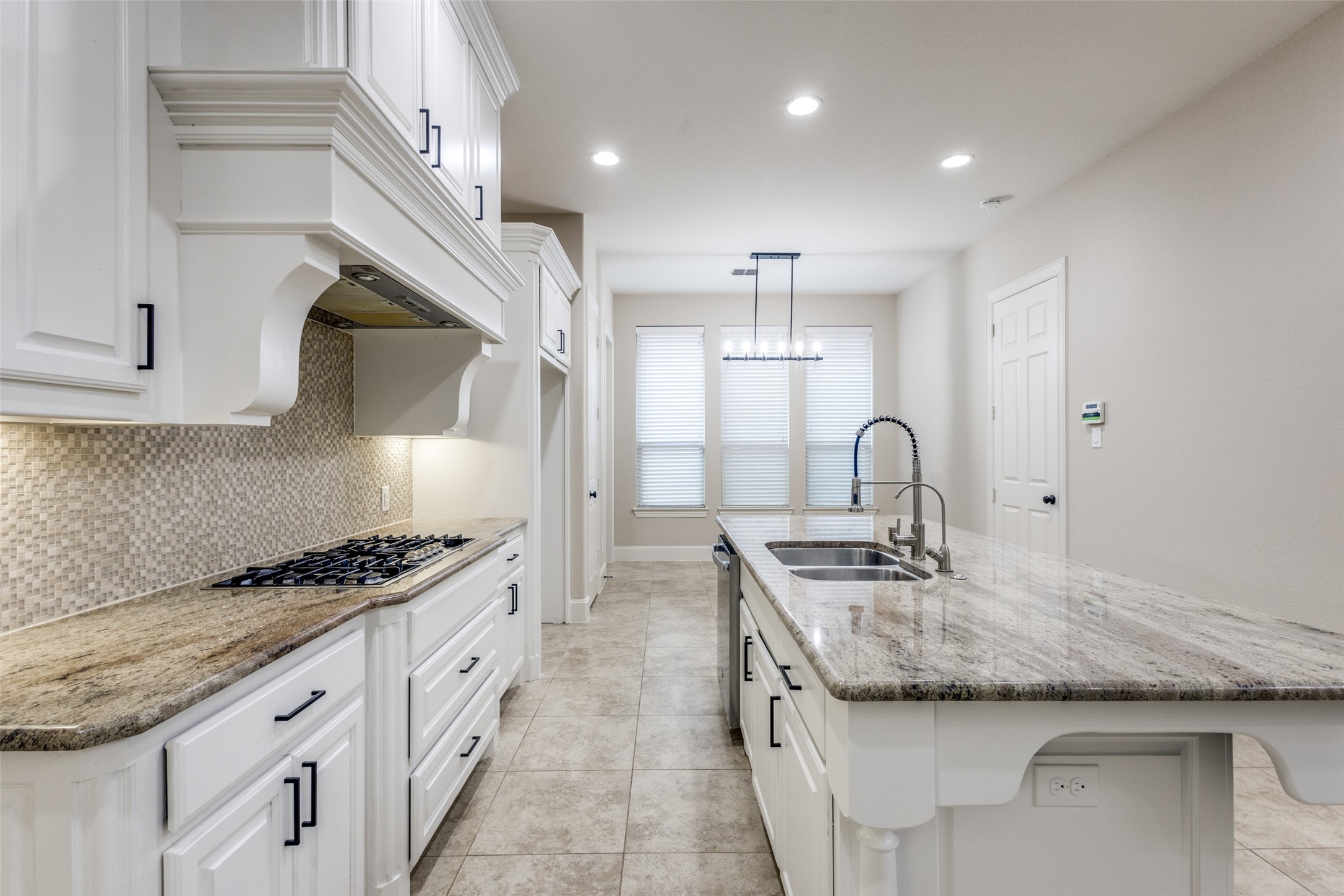 857 Fountain View Court