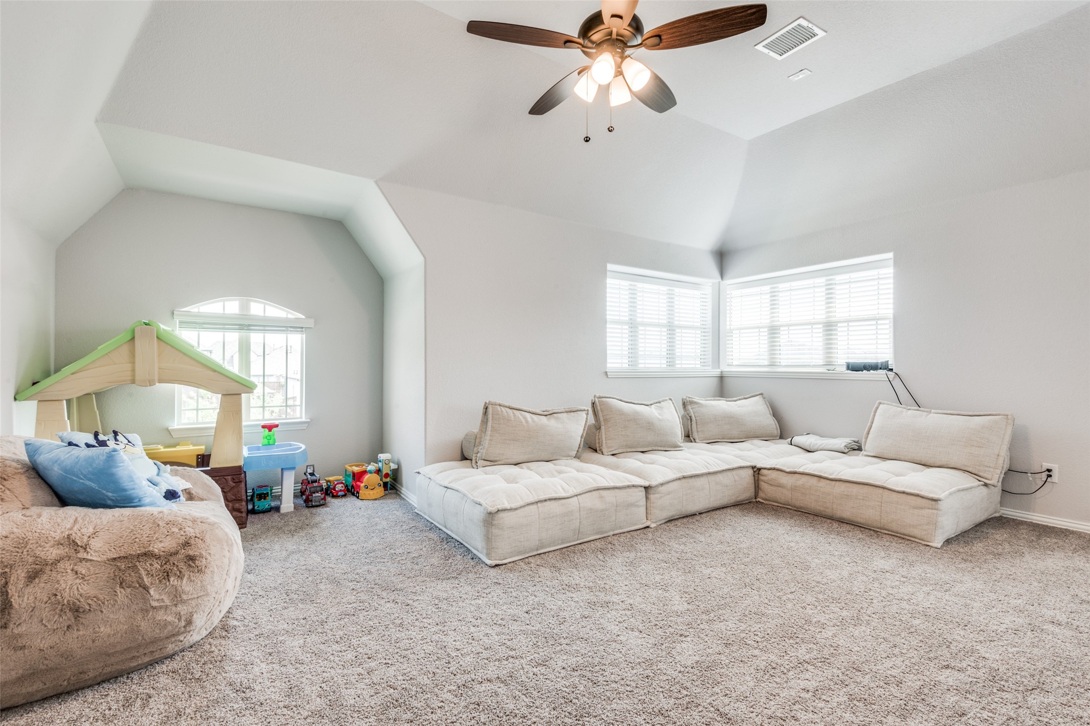 1320 Arrowwood Drive