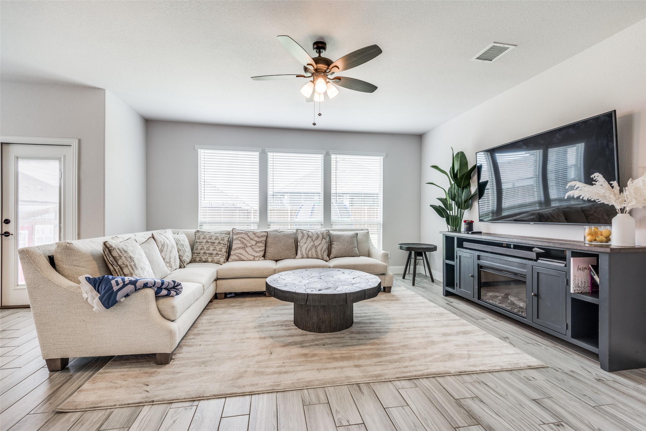 1320 Arrowwood Drive