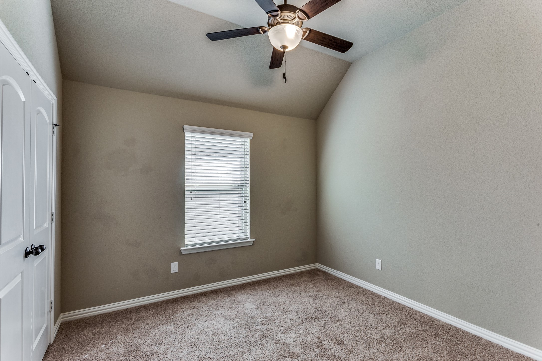 2712 Chimney Rock Road