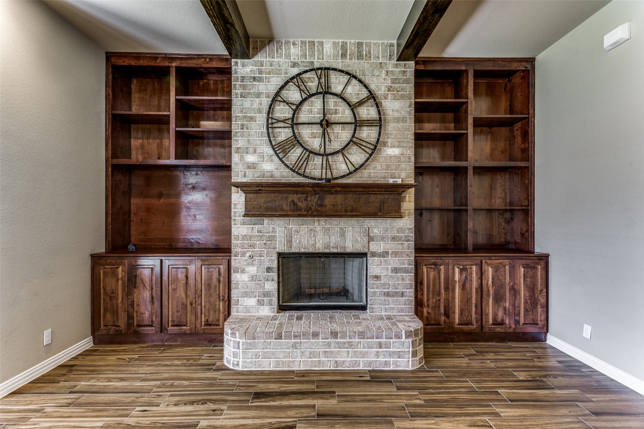 2712 Chimney Rock Road