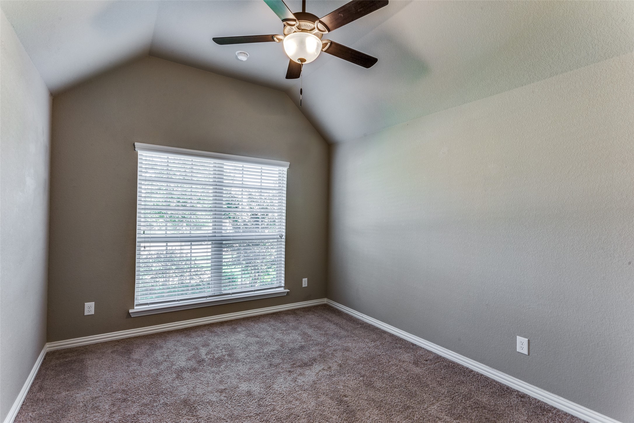 2712 Chimney Rock Road