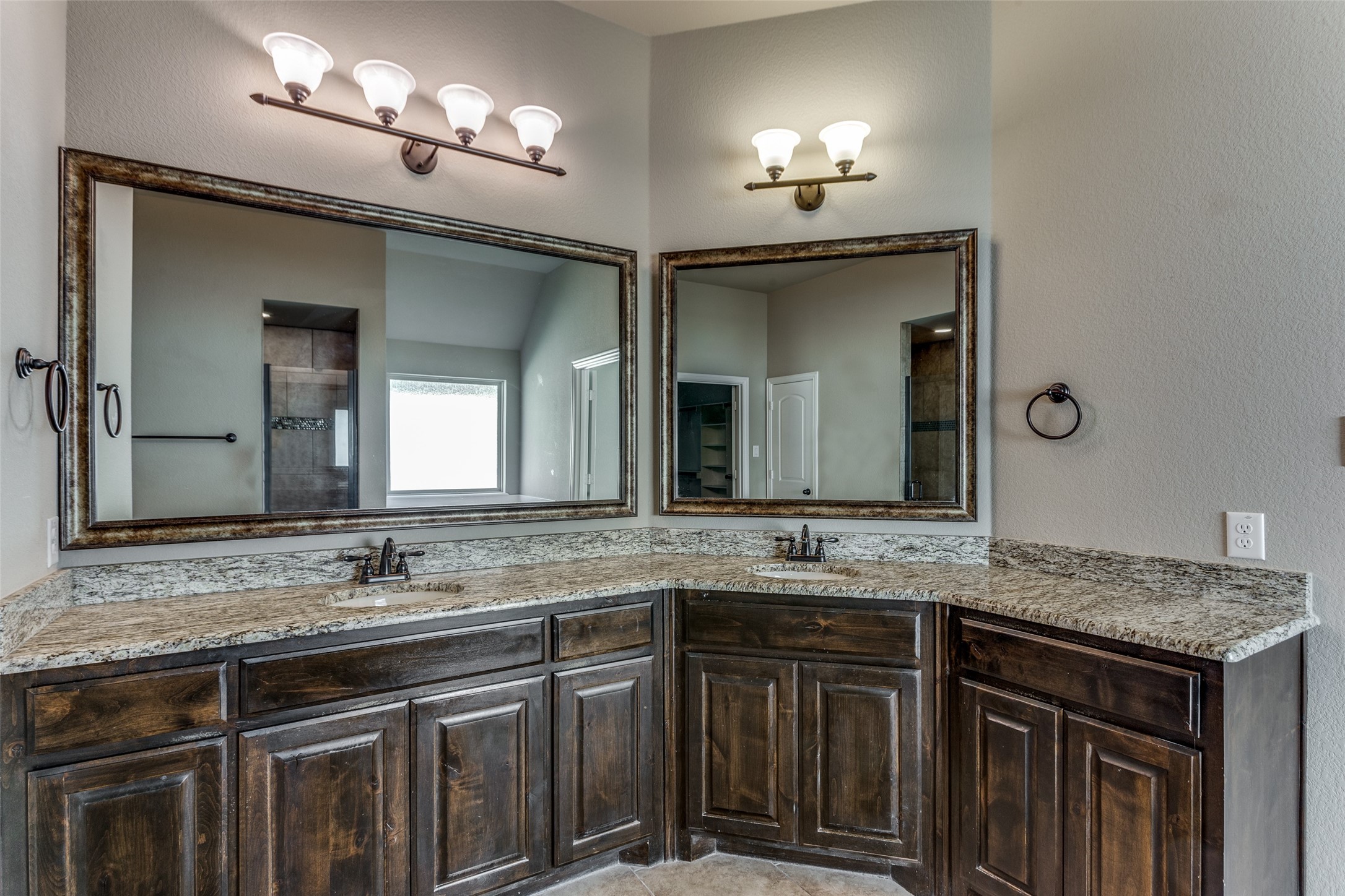 2712 Chimney Rock Road