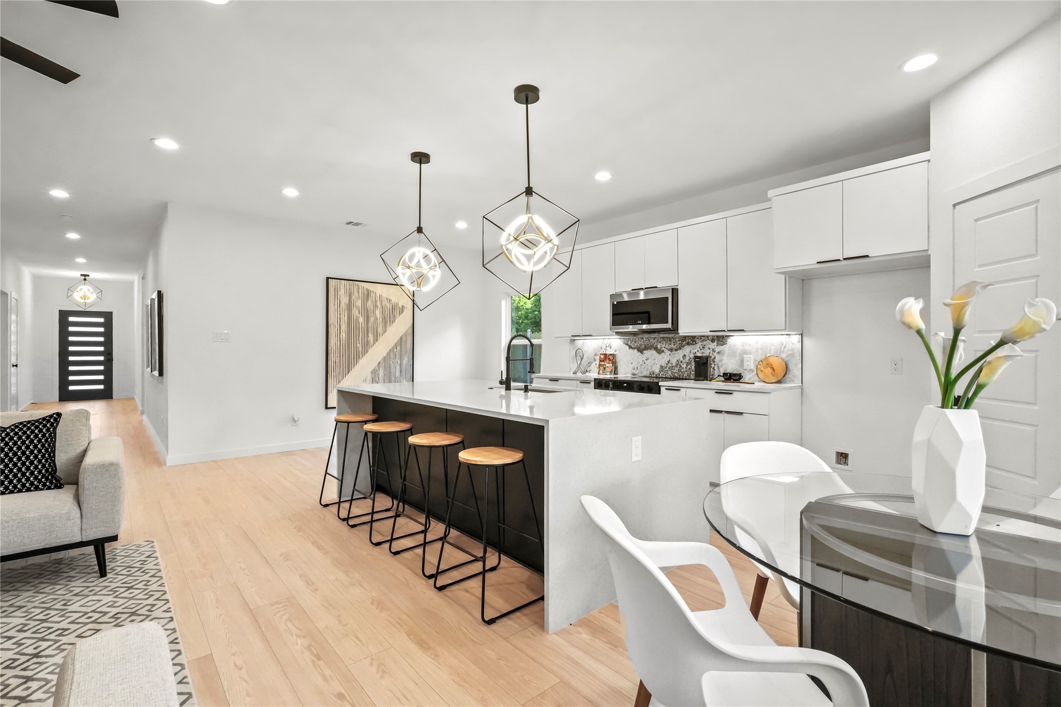 2127 Custer Drive