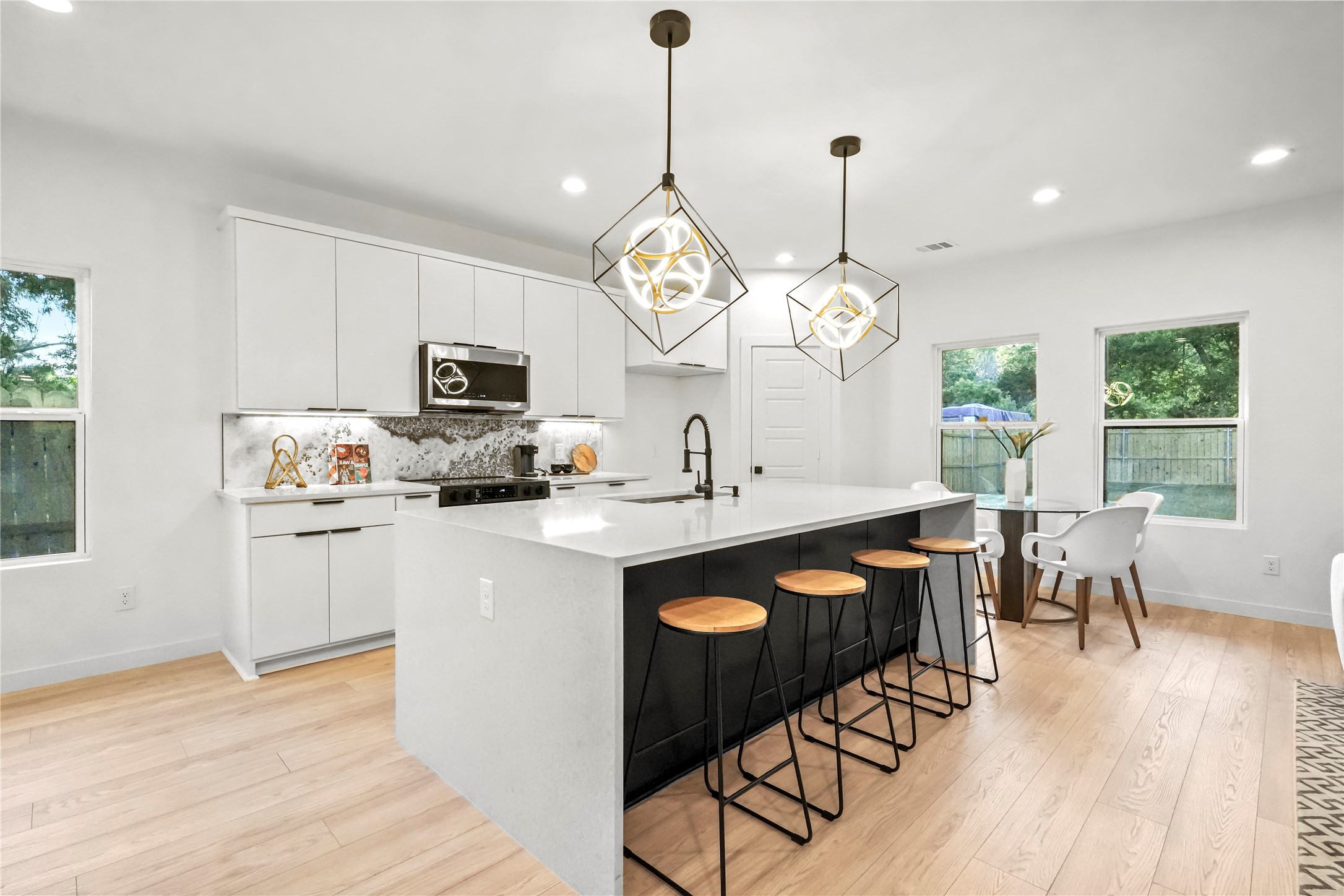 2127 Custer Drive