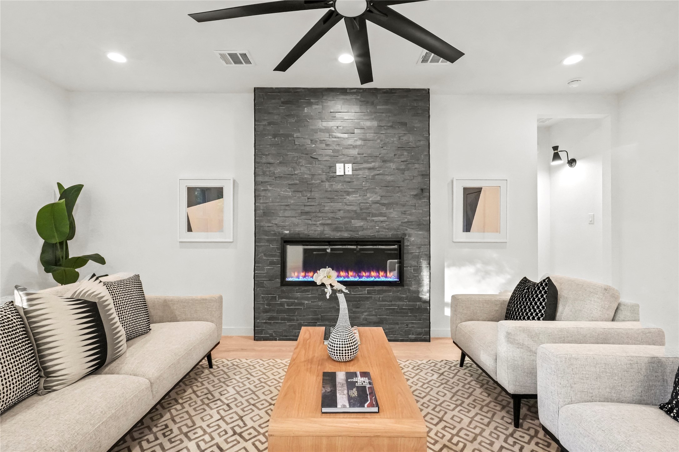 2127 Custer Drive