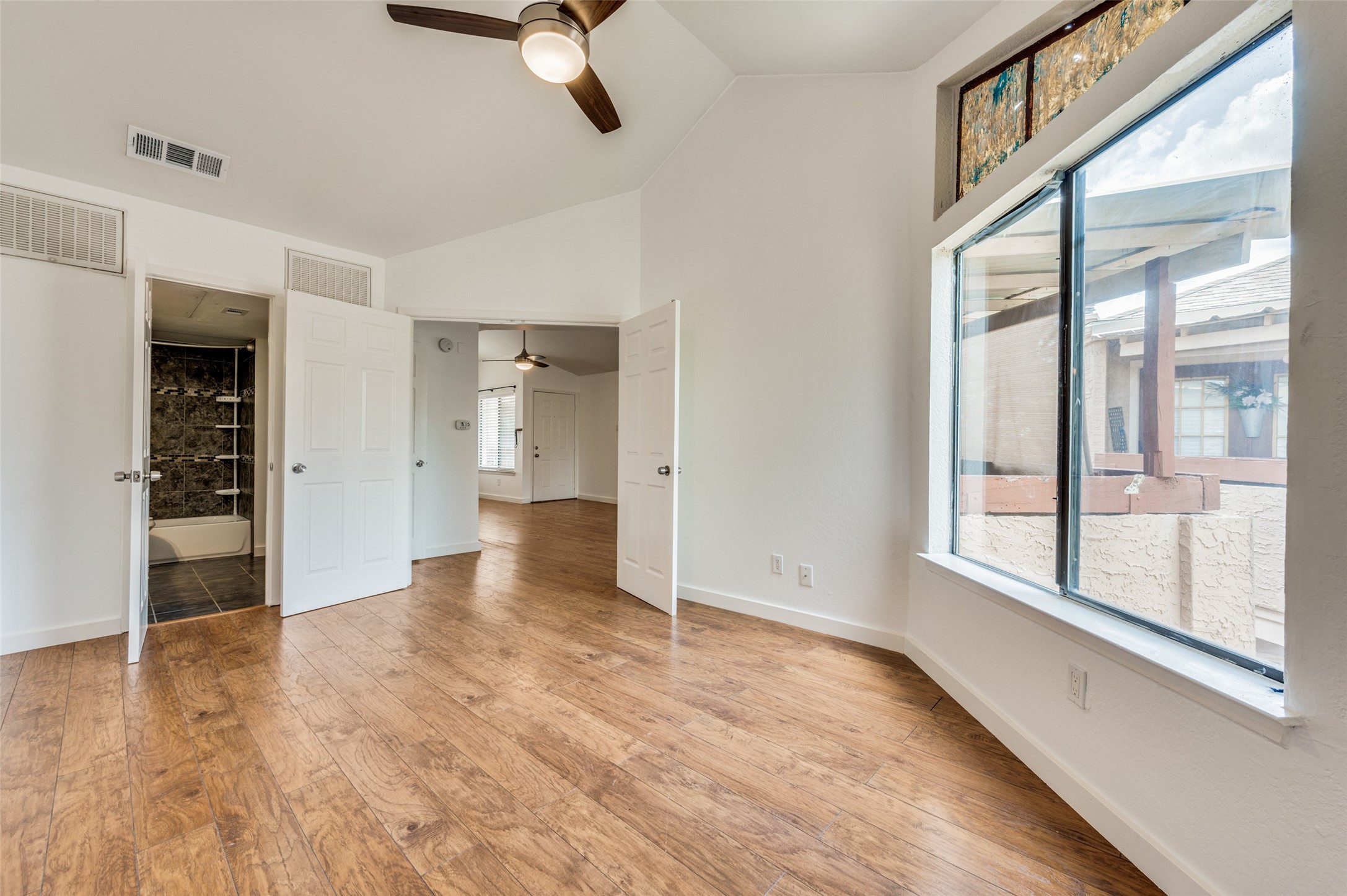 5550 Spring Valley Road F31