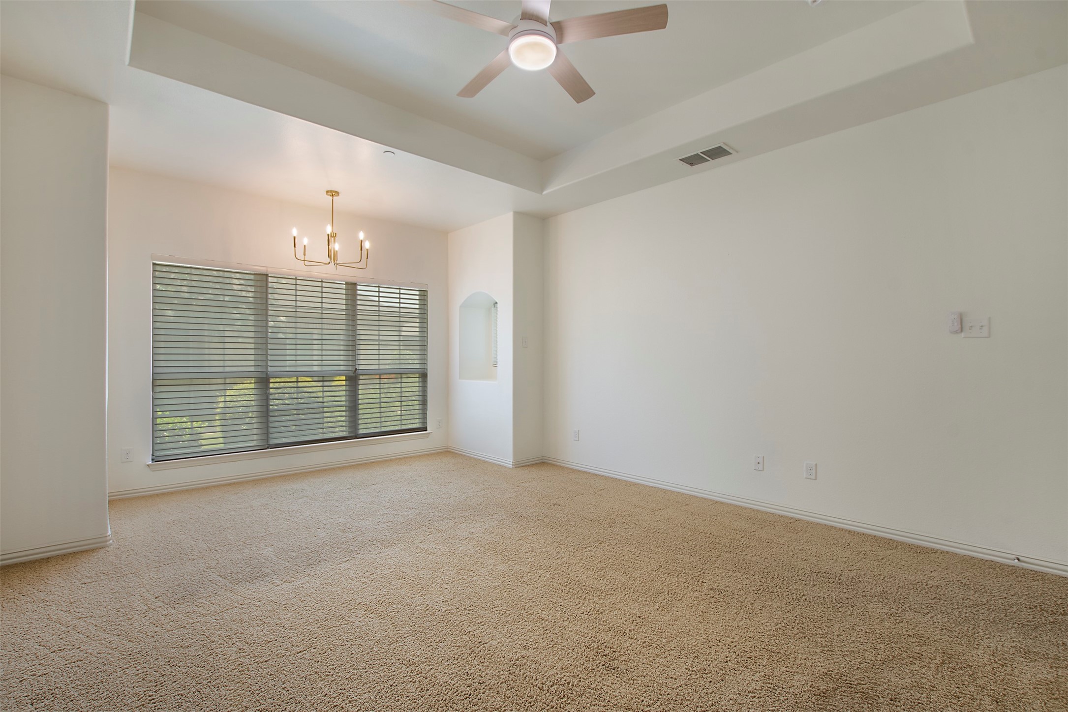5695 Hummingbird Lane