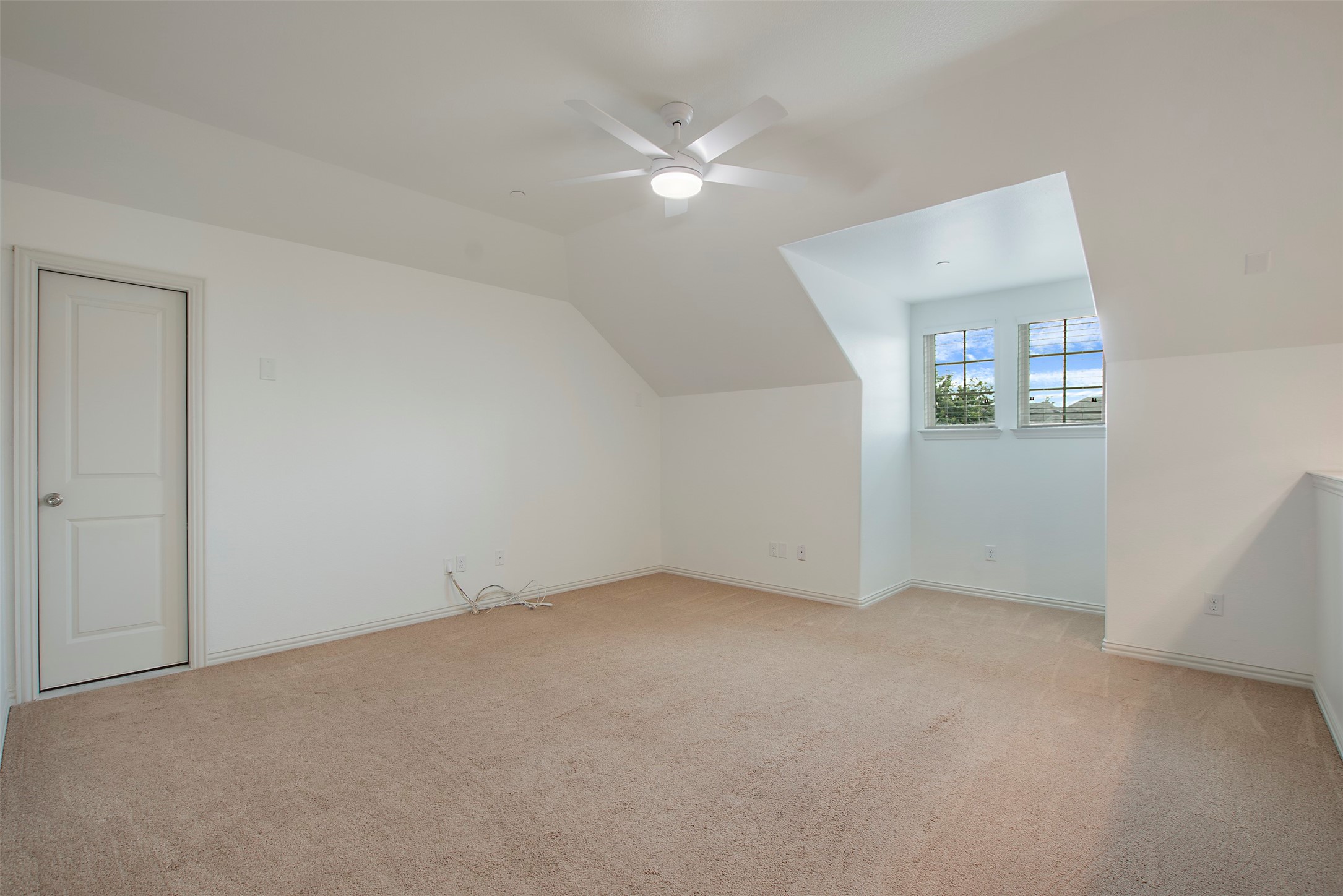 5695 Hummingbird Lane
