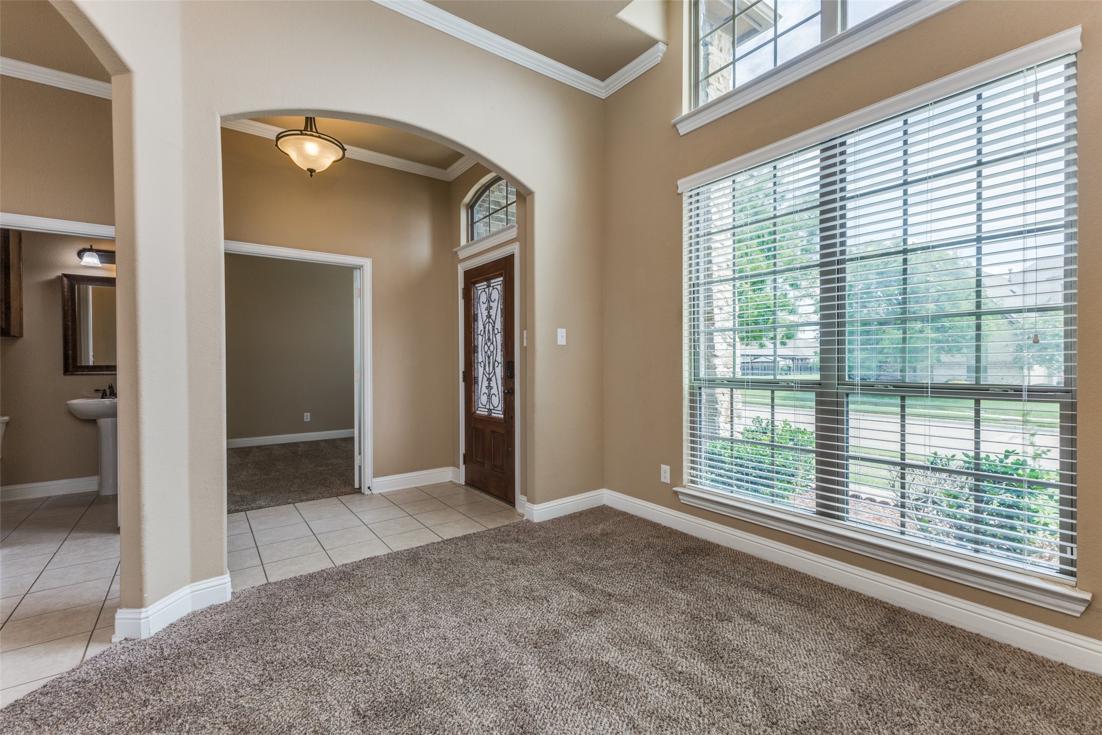 1003 Newington Circle
