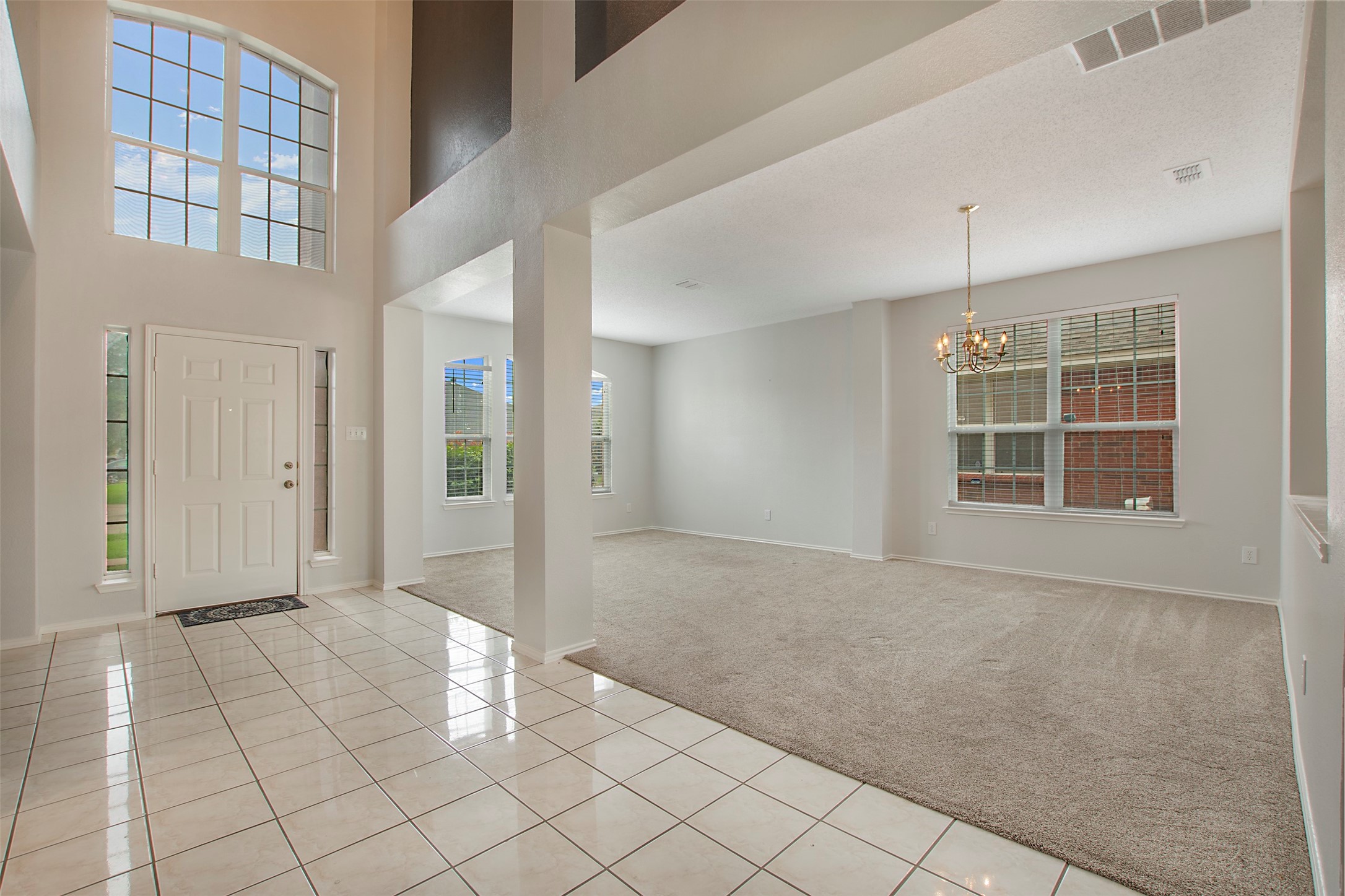 3323 Canyon Road