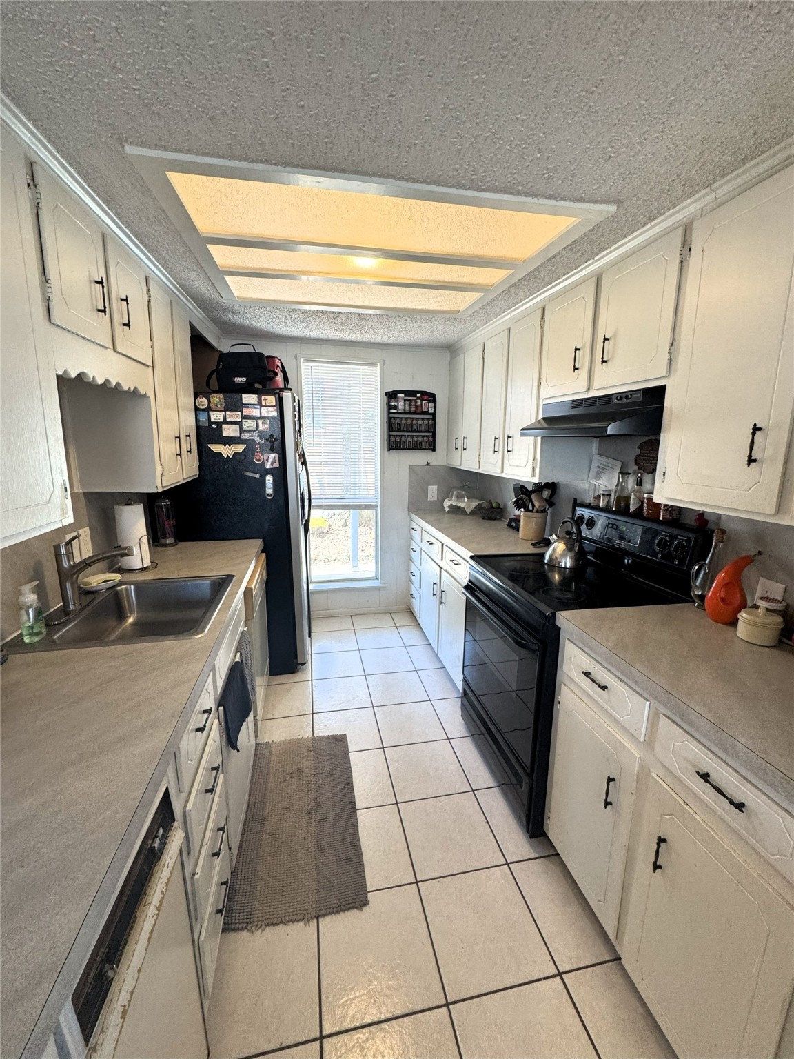 1529 Oak Shore Drive